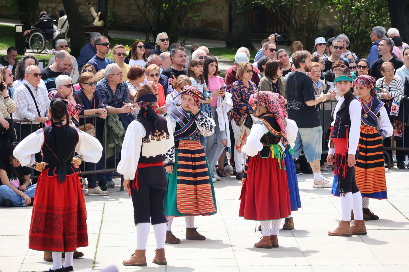 el-bolero-de-algodre-en-la-plaza-de-la-catedral-60