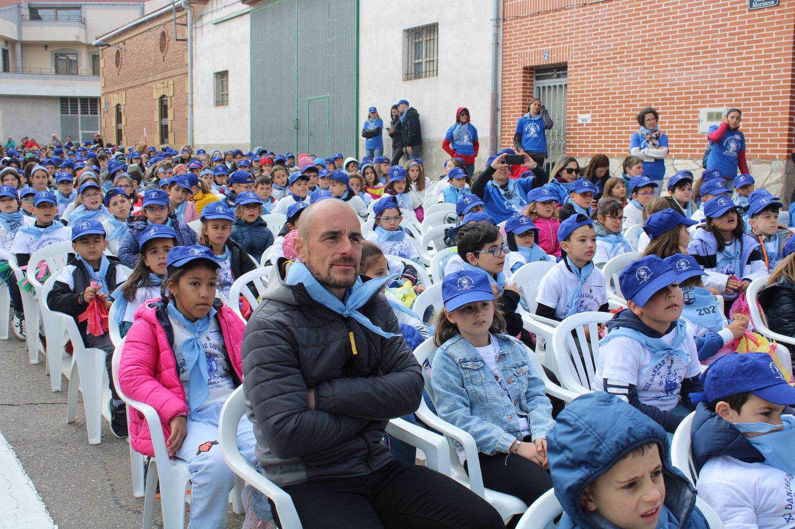 Danzar de los danzares 2023 en Castellanos de Moriscos (1)