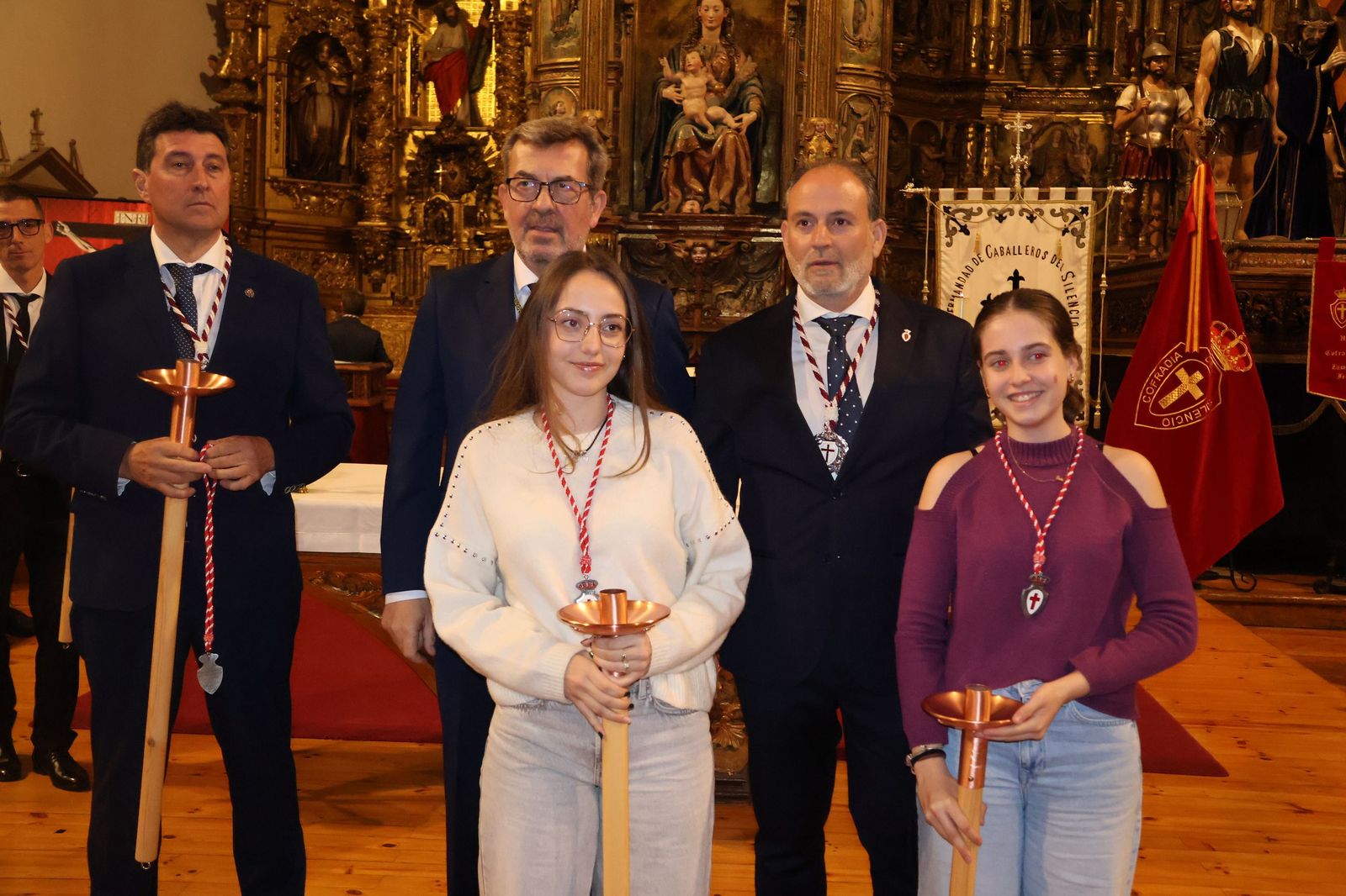Celebración del rito de entrada de la Cofradía del Silencio