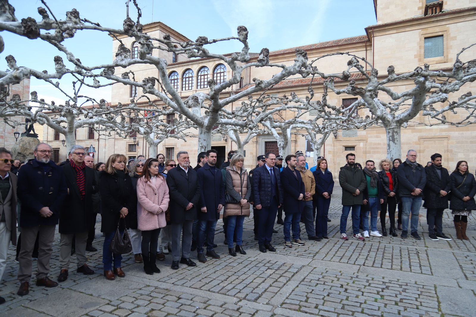 20 años después del 11M: Zamora guarda silencio en memoria de las víctimas
