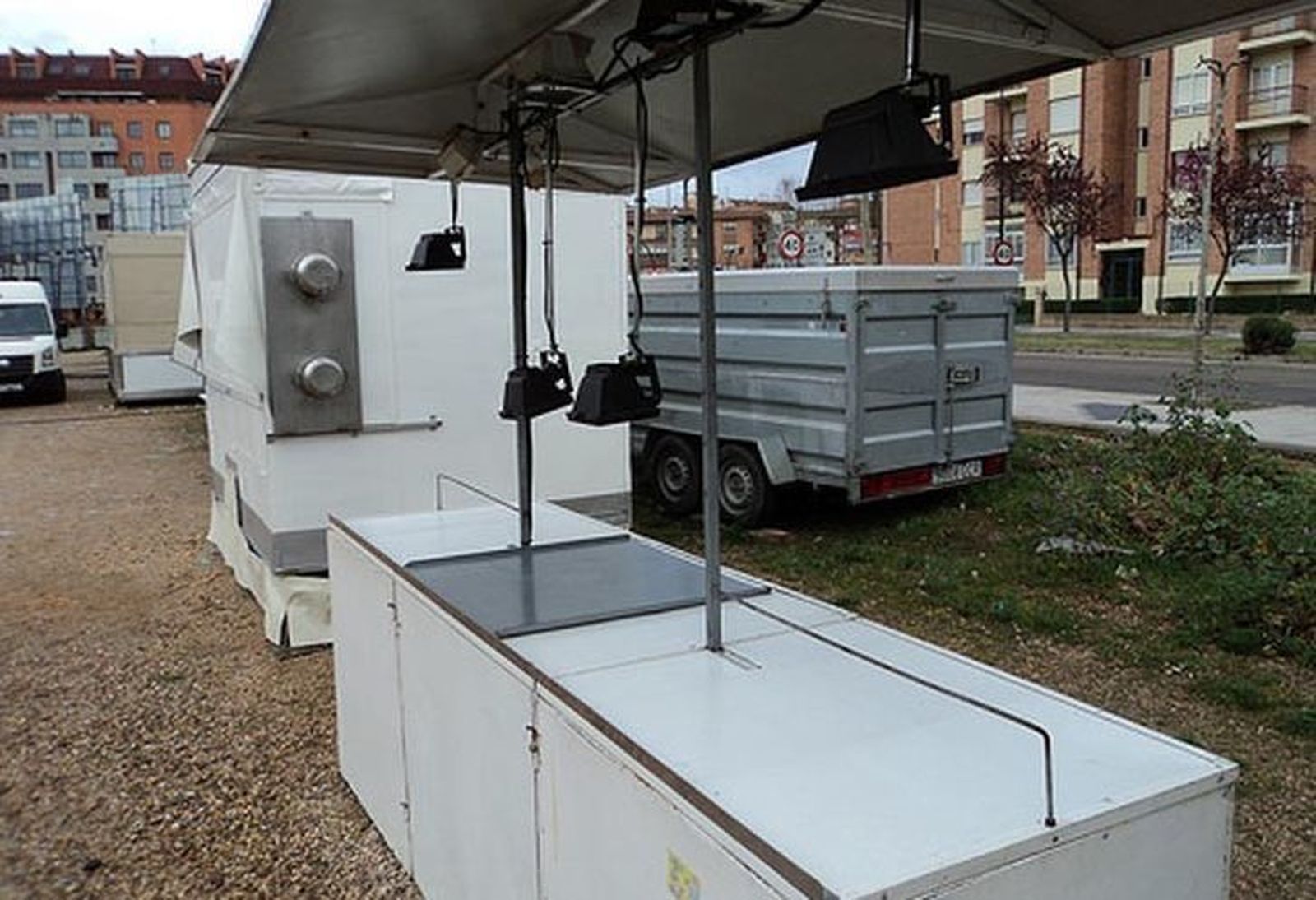 UPL exige que los puestos ambulantes que se instalen en Semana Santa cumplan la normativa