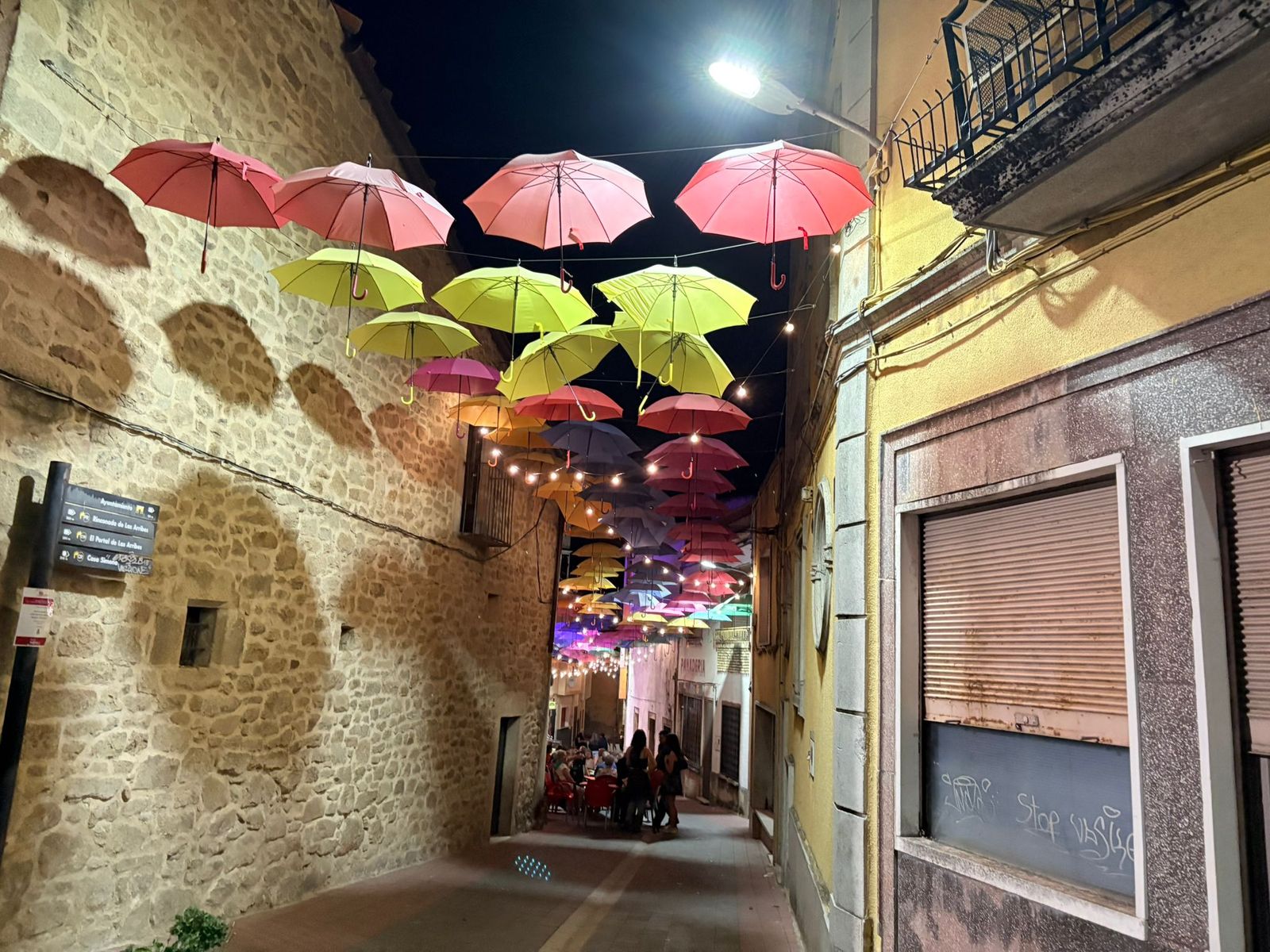 Desfile de peñas de Aldeadávila