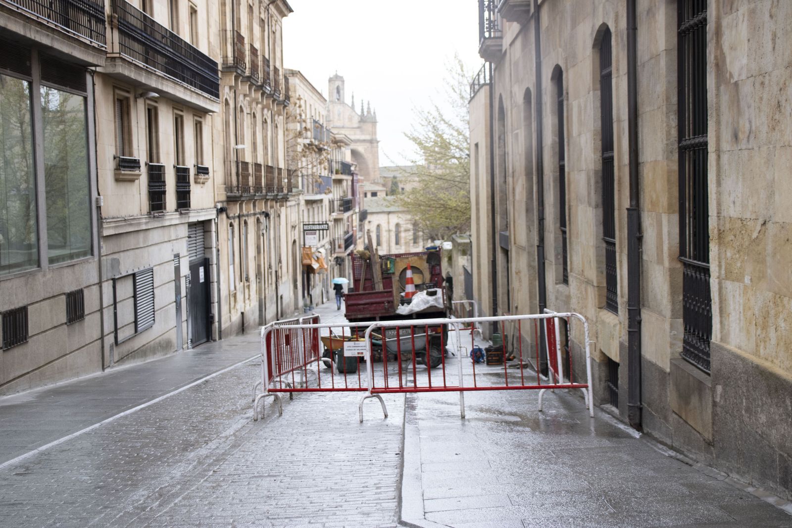 Obras en la calle Palominos