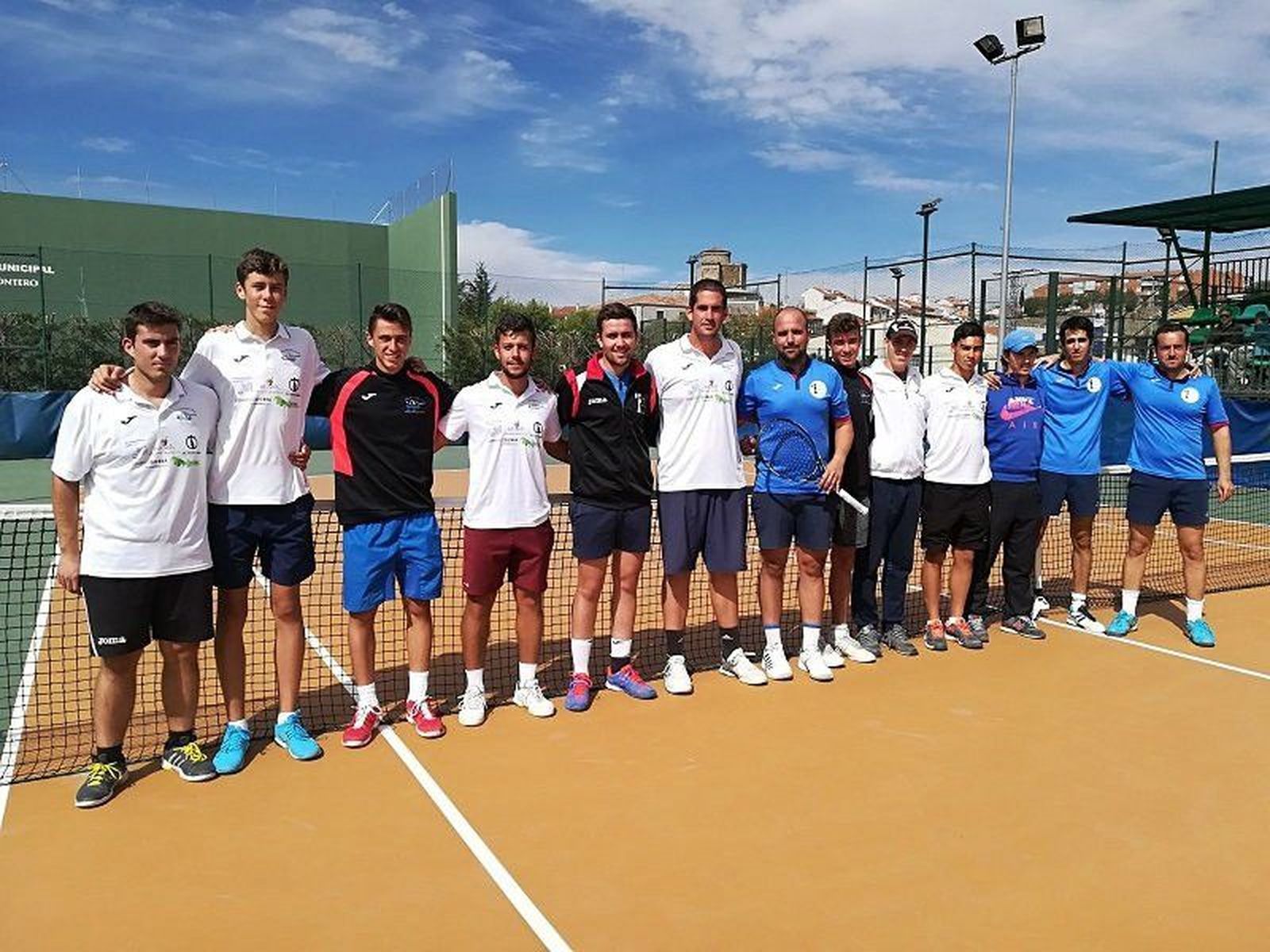 Debut soñado del Club Tenis Alba de Tormes en el Campeonato de España