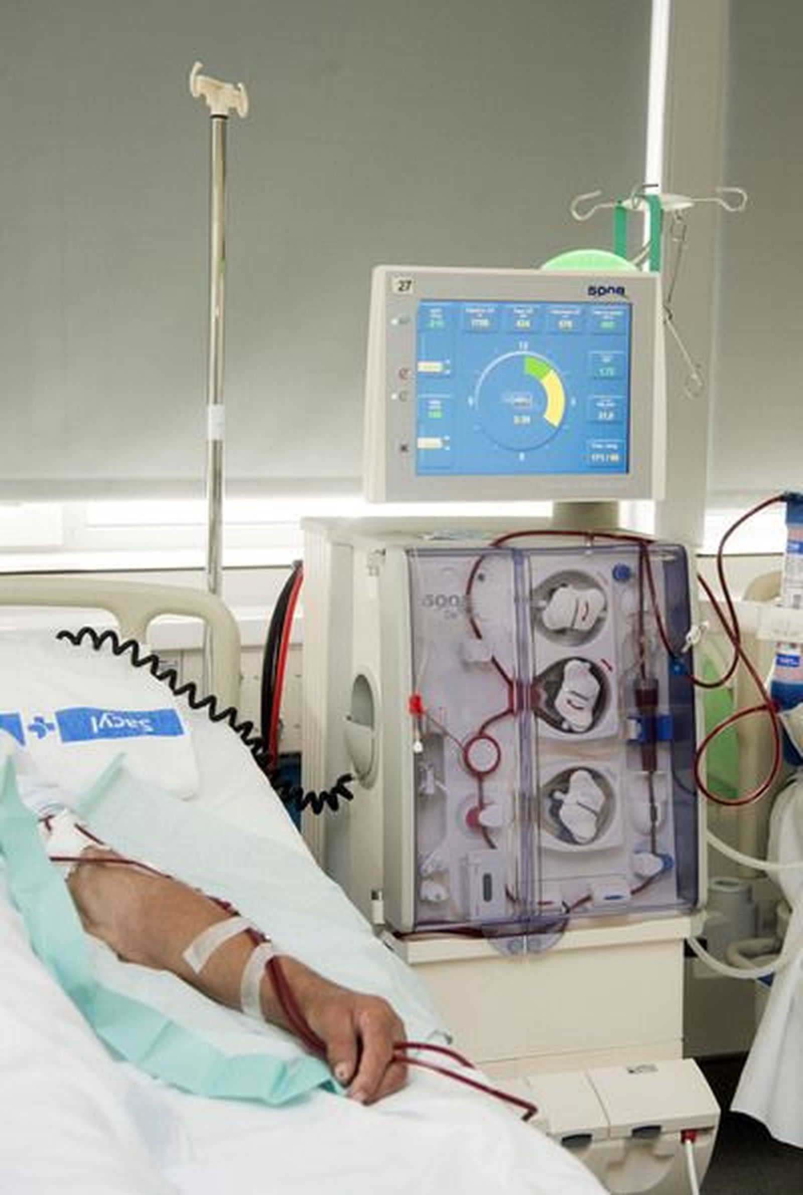 Unidad de Diálisis del Complejo Asistencial de Burgos. Foto Ricardo Ordóñez | ICAL