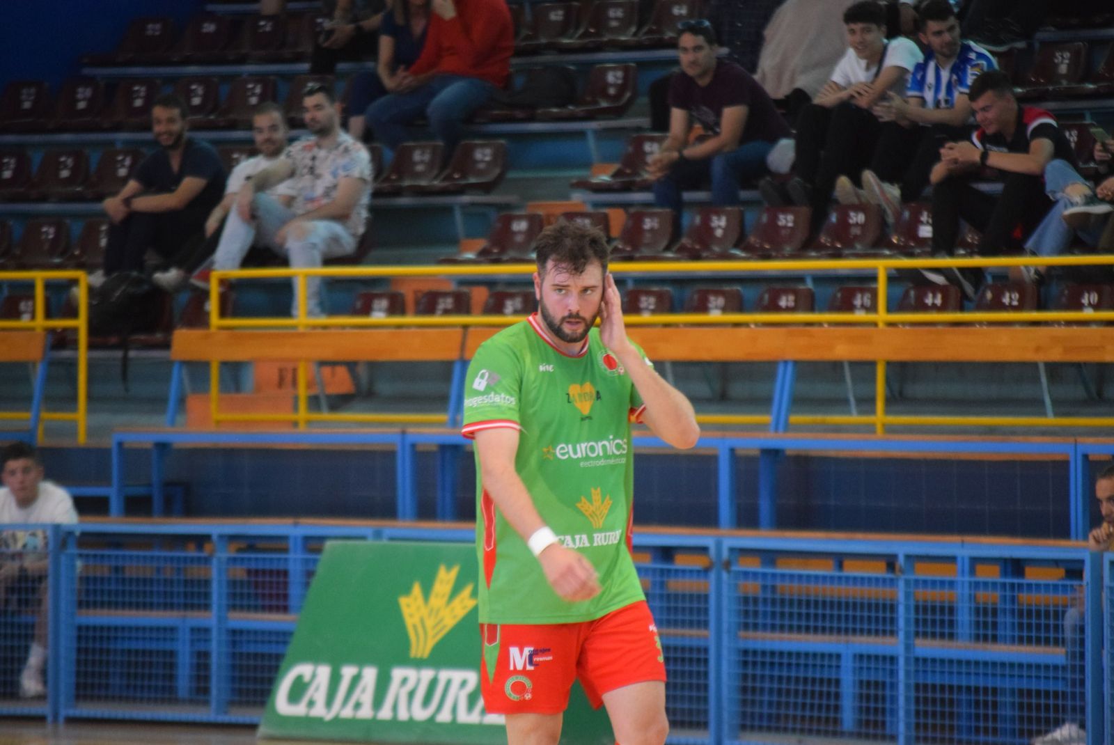 intersala-zamora-tres-columnas-25