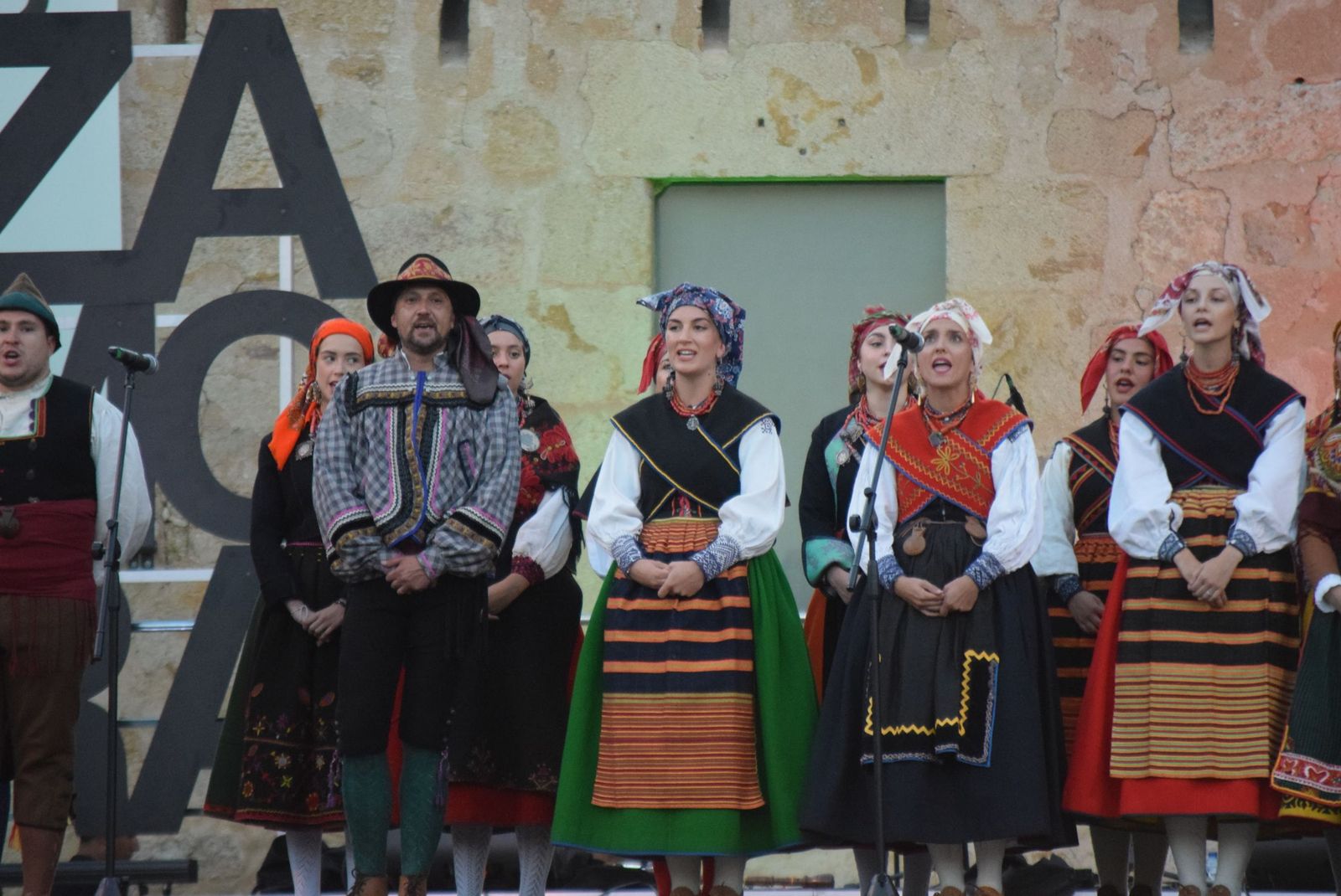 Ceremonia de Apertura del XXI Festival Internacional de Folklore de Zamora (12).JPG