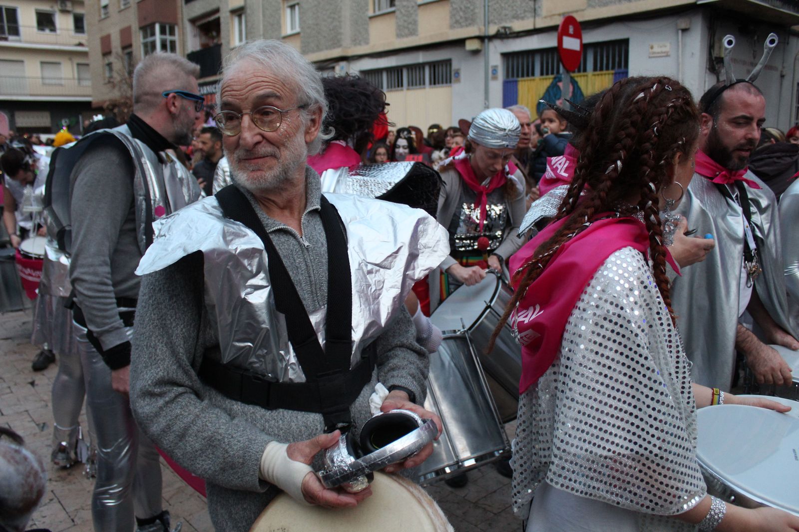 desfile-de-disfraces-de-carnaval-del-barrio-del-oeste-8