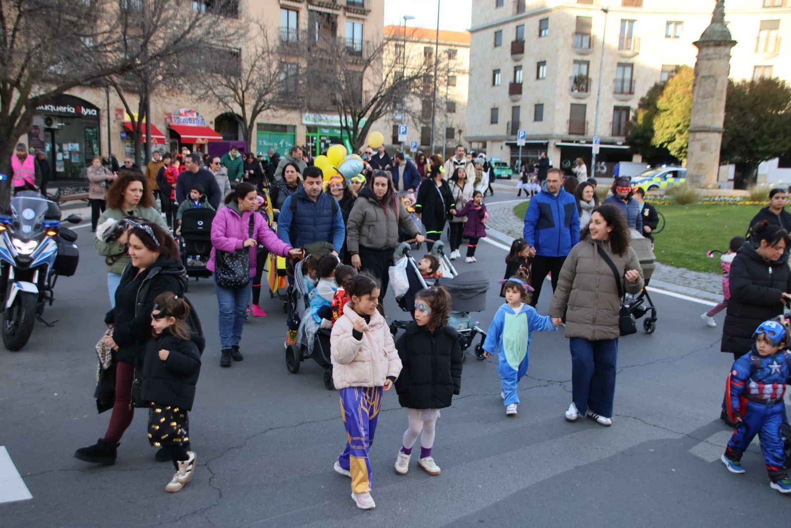 Desfile de Carnaval del Consejo Social del Rollo