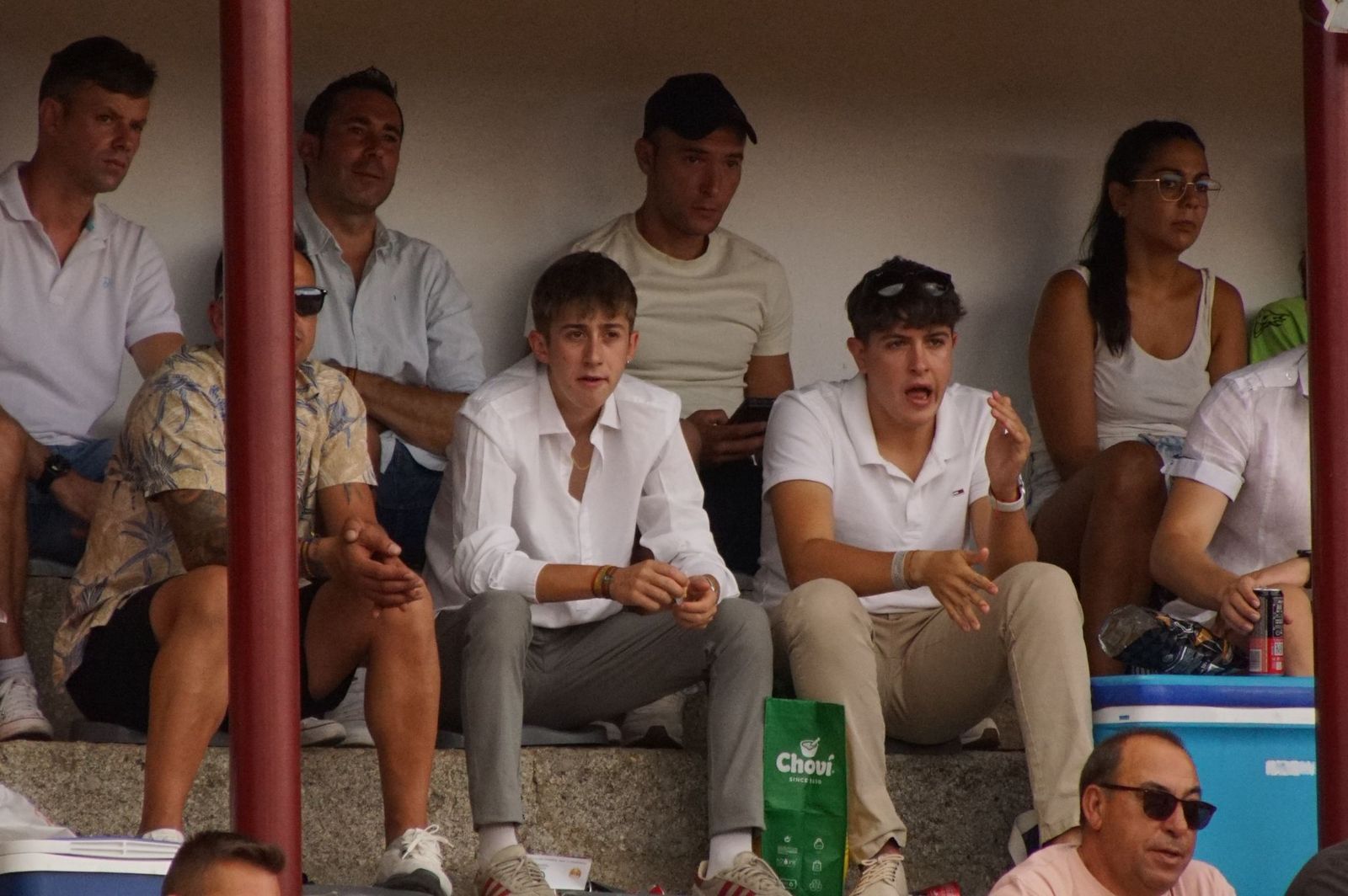 Javier Castaño se despide de Guijuelo y Damián Castaño, su hermano, e Ismael Martín salen a hombros en Guijuelo