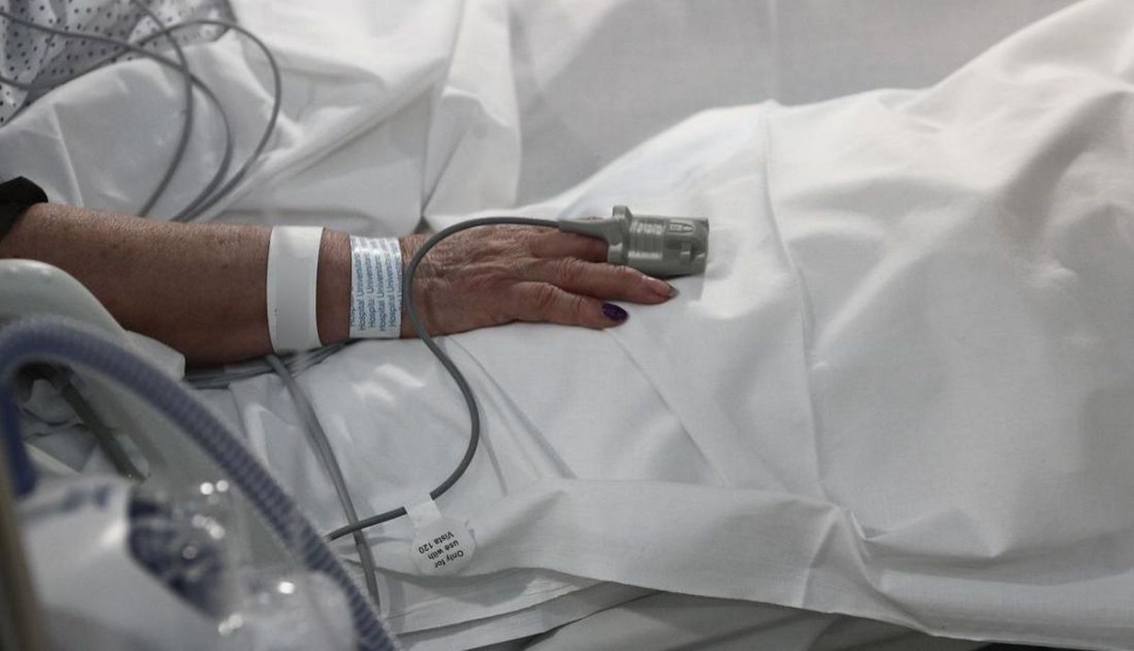 una paciente con covid 19 hospitalizada