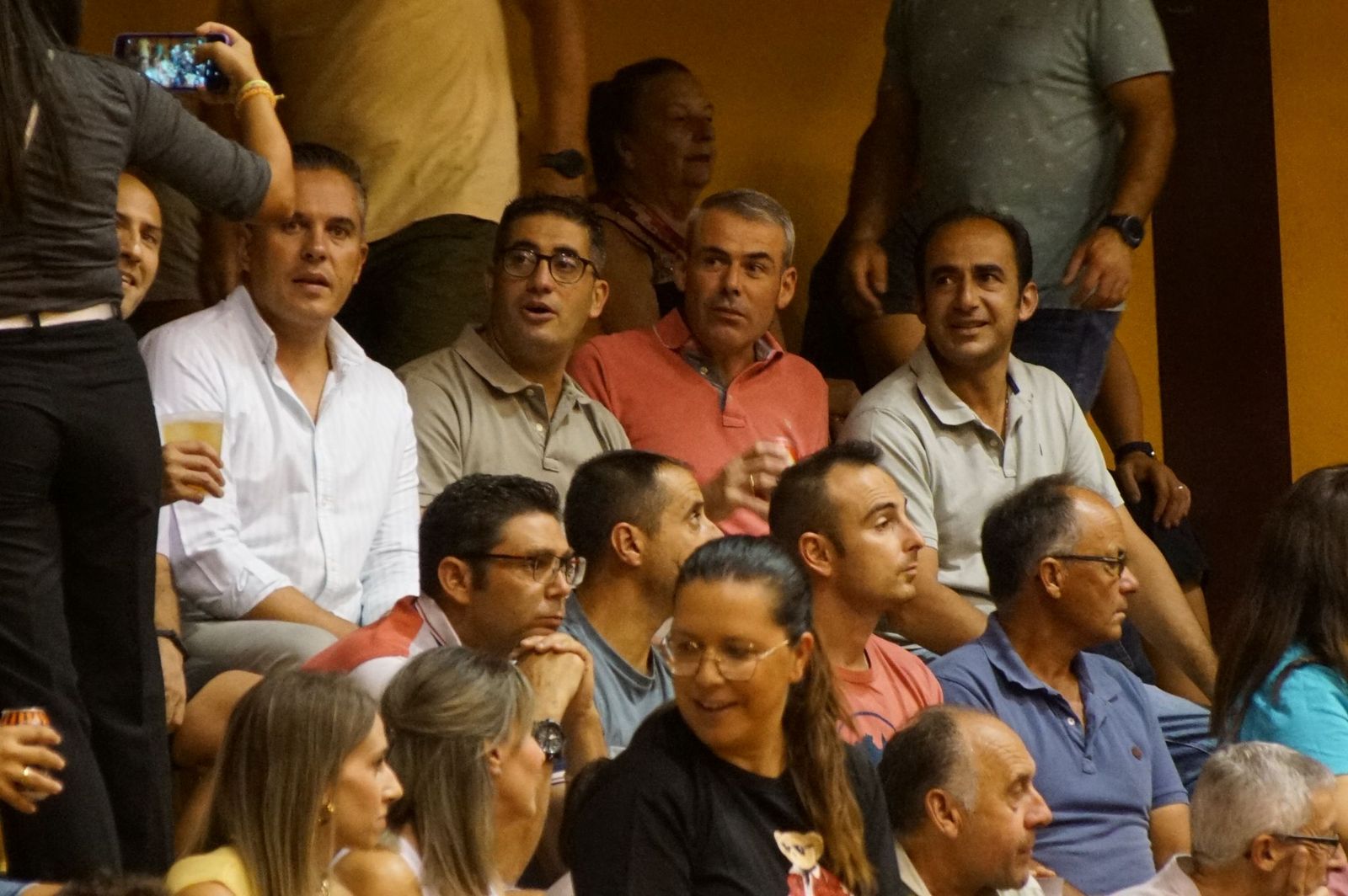 Multitudinario encierro nocturno en Alba de Tormes