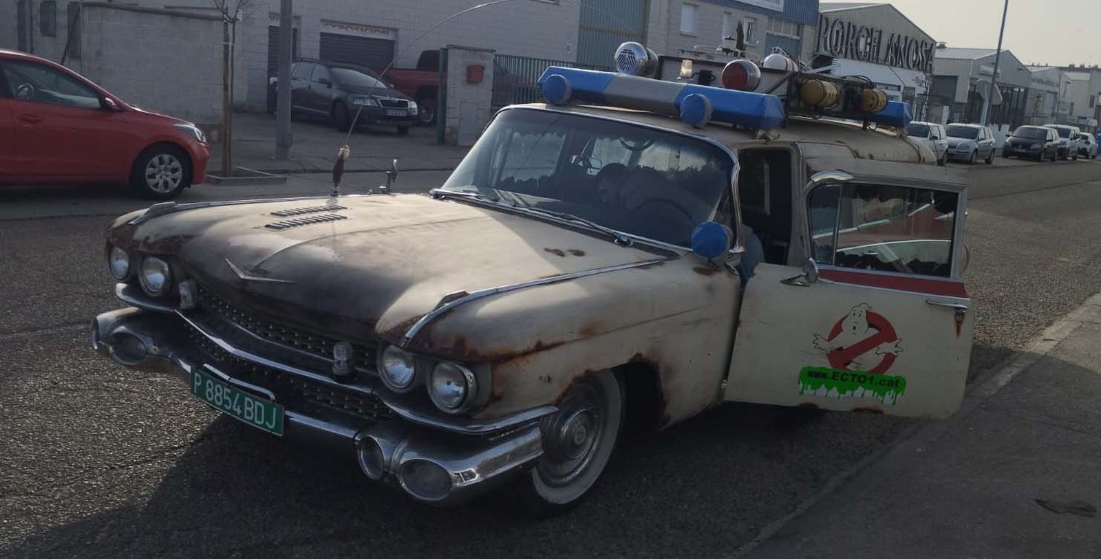 Una imagen insólita en Zamora los ‘auténticos’ Cazafantasmas se pasean por la ciudad 