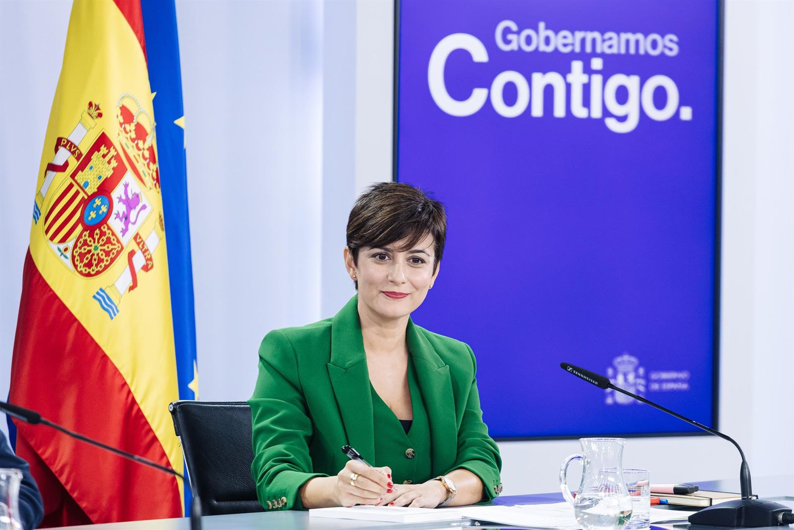La ministra Portavoz y de Política Territorial en funciones, Isabel Rodríguez, durante una rueda de prensa posterior a la reunión del Consejo de Ministros, en el Palacio de La Moncloa, a 17 de octubre de 2023, en Madrid (España). - Carlos Luján - Europa Press