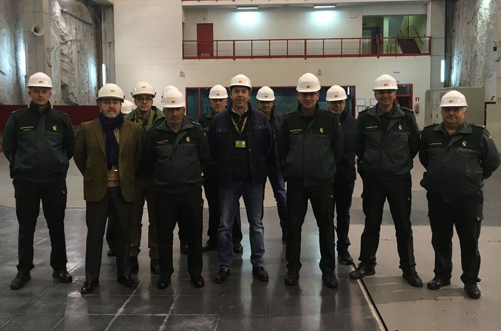 Guardia Civil en el interior de CH Ricobayo