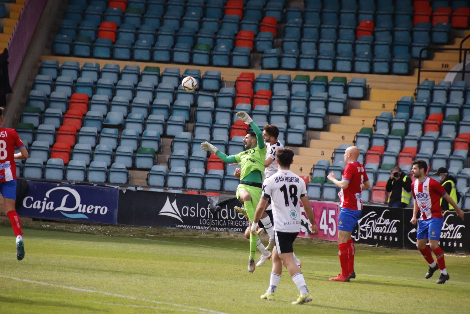 20220327163227-mg-8061