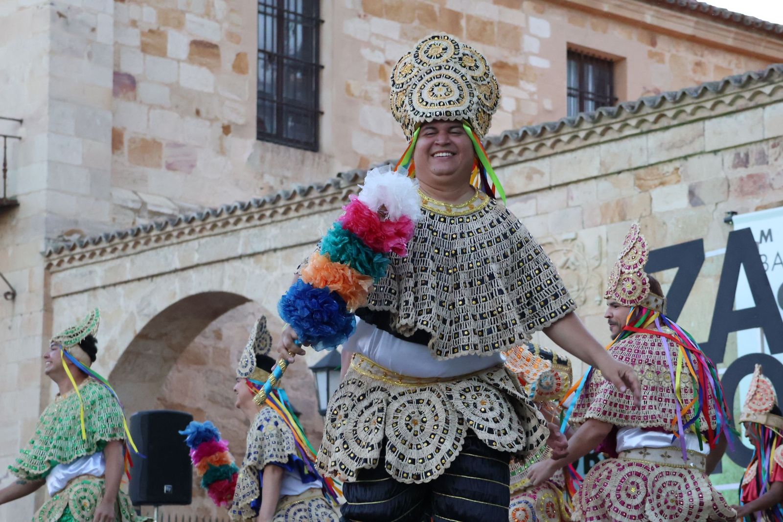 clausura-del-festival-internacional-de-folklore-de-zamora-37