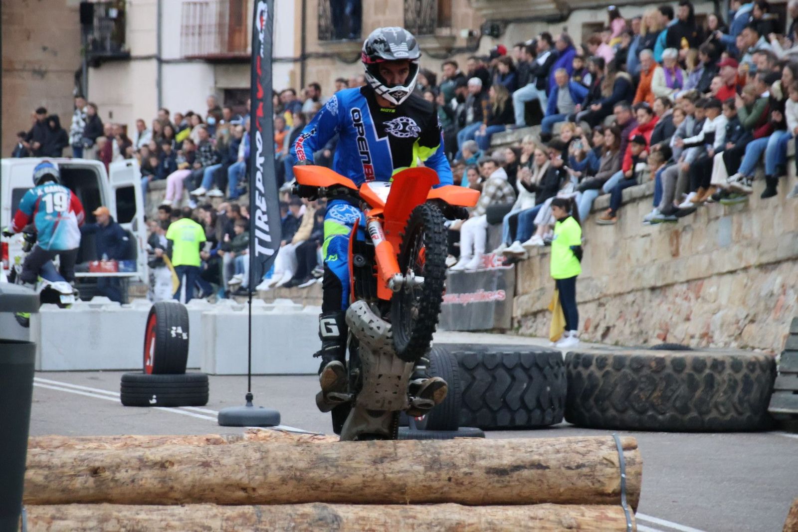 20240503192314-img-3227