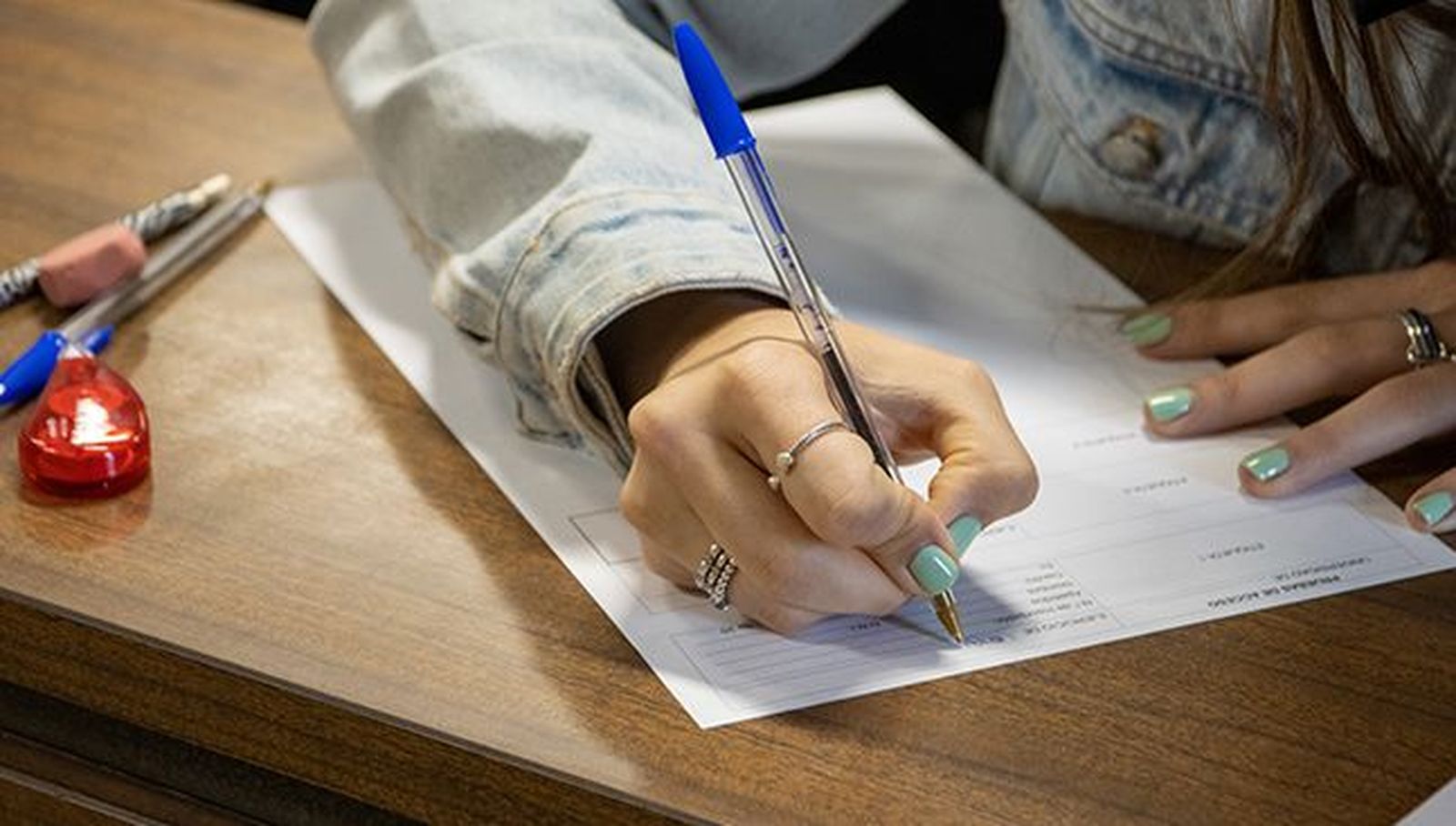 Estudiante en la EBAU - Archivo