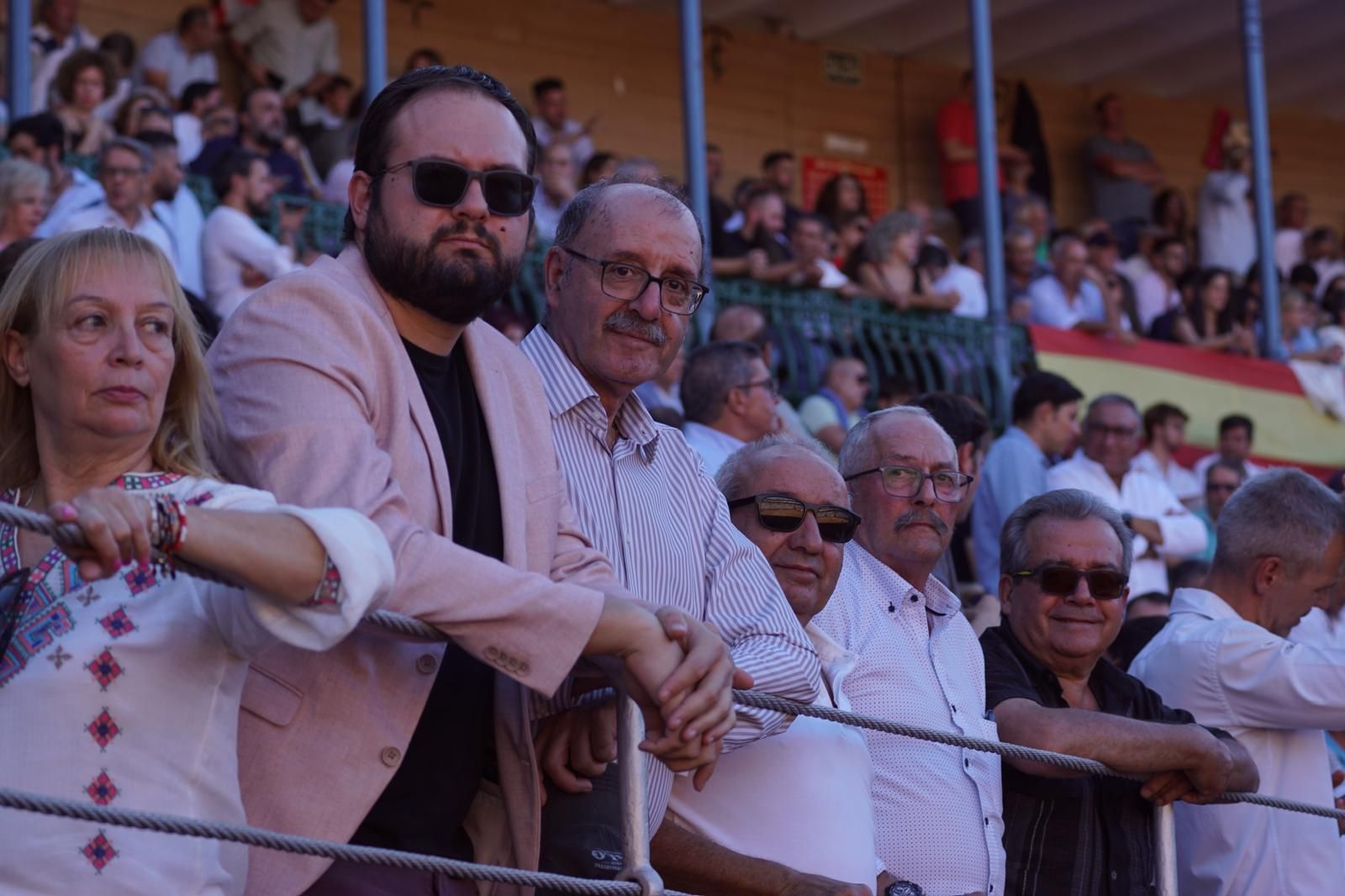 Así ha vivido la afición de La Glorieta el primer cartel de figuras de la feria: imágenes del ambiente en los tendidos y en el patio de cuadrillas