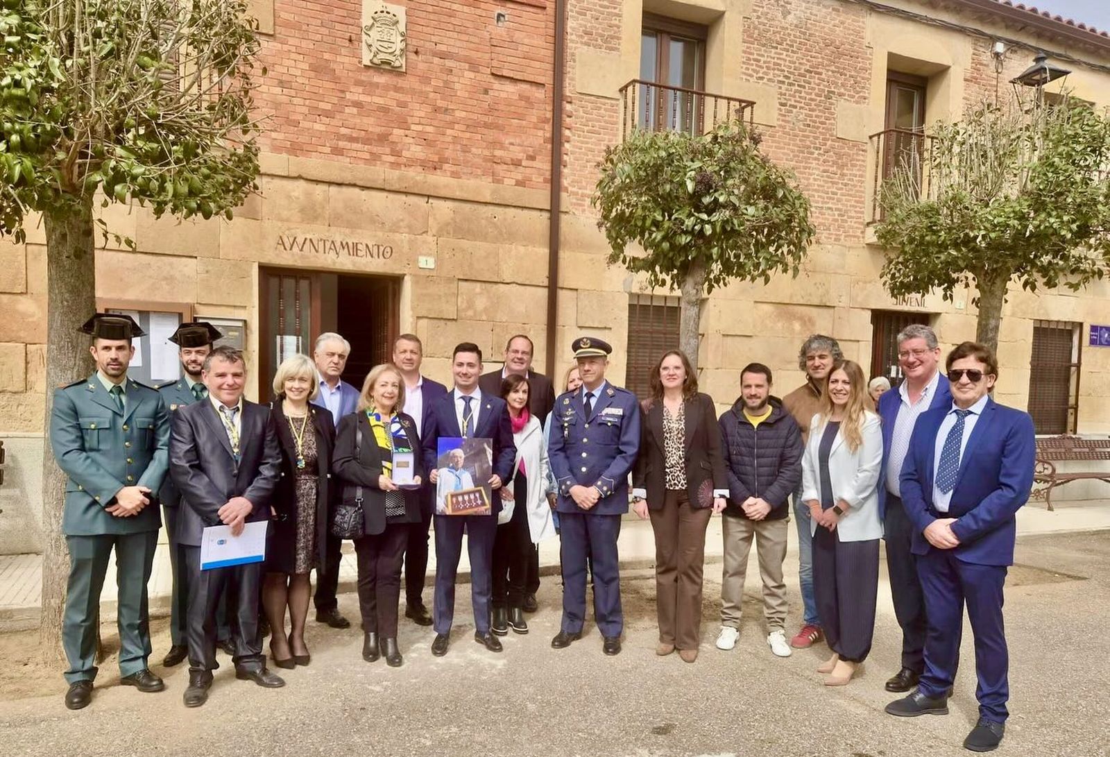 Jonás Giménez, primera mujer telefonista del Ejército, recibe el título póstumo de Hija Predilecta de La Vellés
