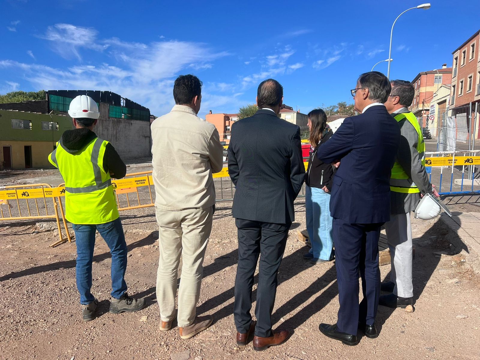 El alcalde de Salamanca, Carlos García Carbayo, visita las obras de urbanización de la Unidad de Acción Nº 2 del PERI 7