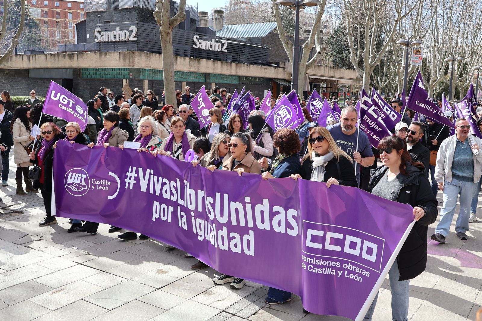 GALERÍA | La manifestación del 8M por las calles de Zamora, en imágenes