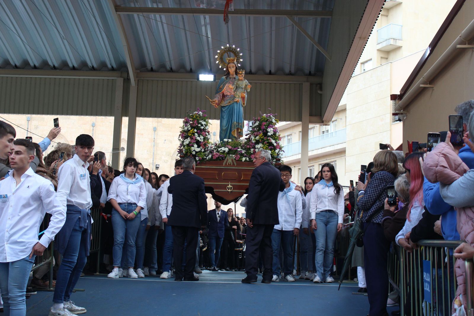 procesion-maria-auxiliadora-17