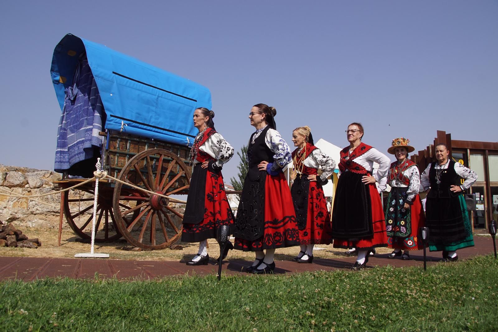Inauguración del mercado medieval de Alba de Tormes