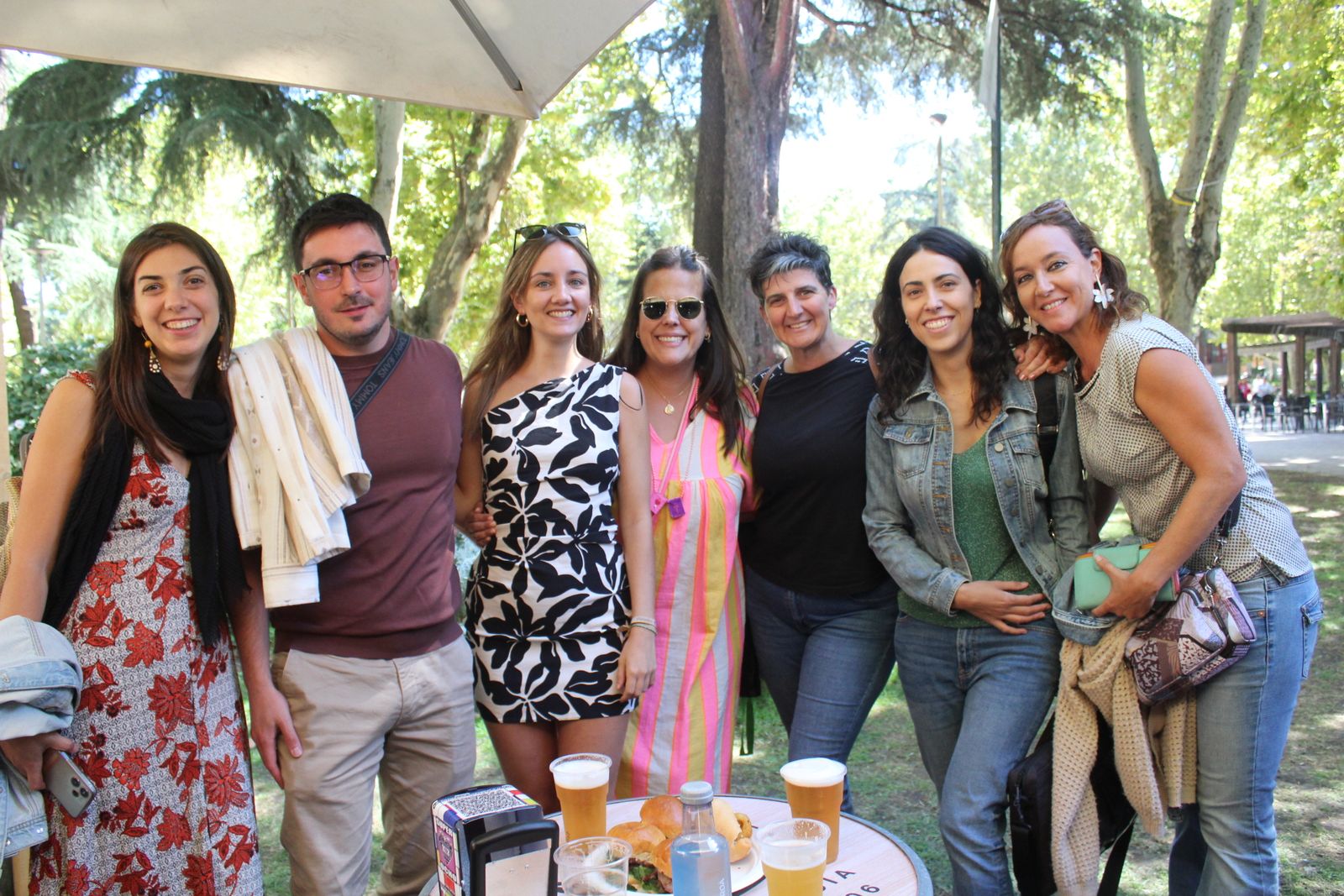 Ambiente en la Feria de Día en el mediodía de este jueves