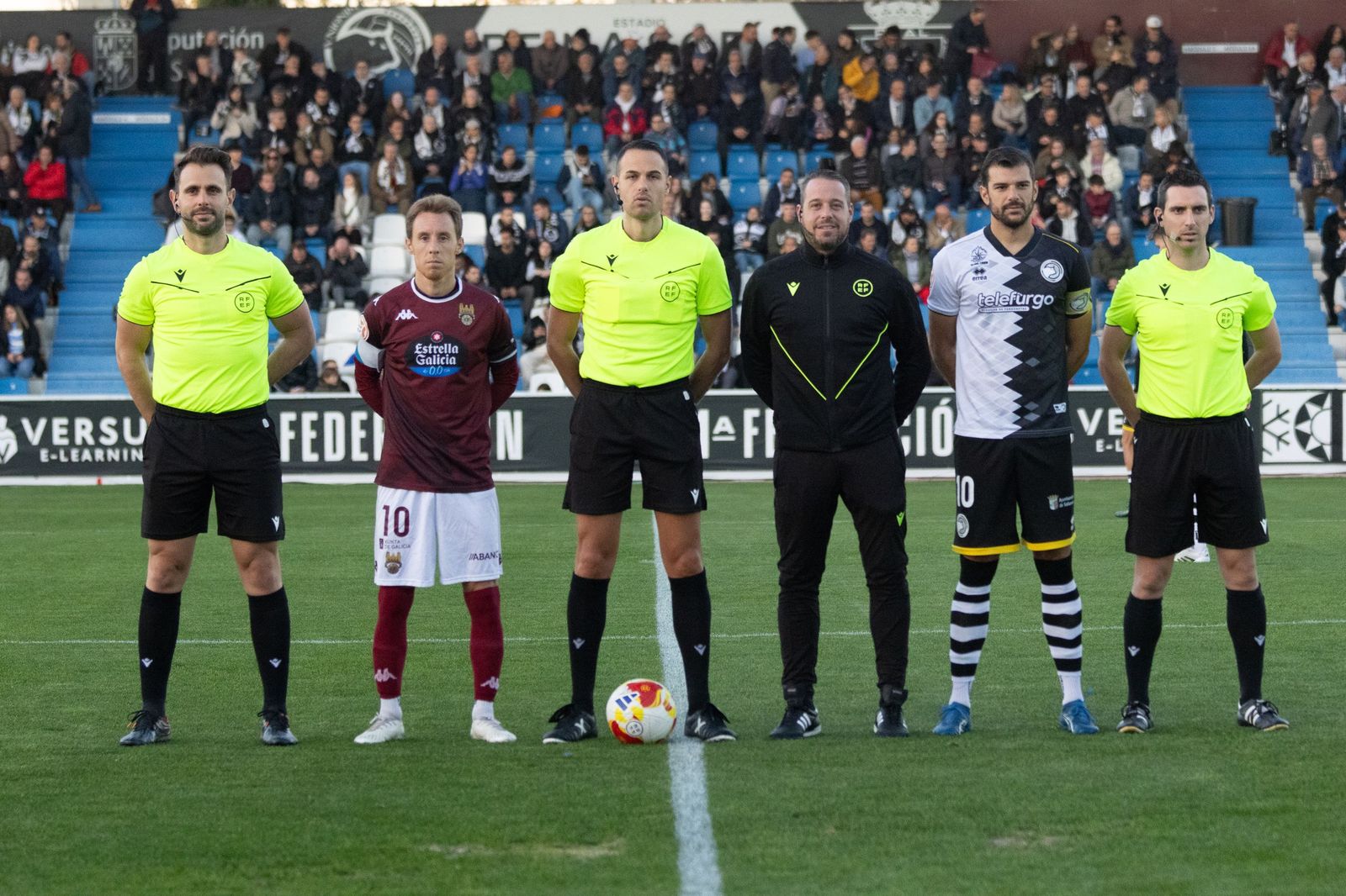 Partido entre Unionistas y Pontevedra en el Reina Sofía