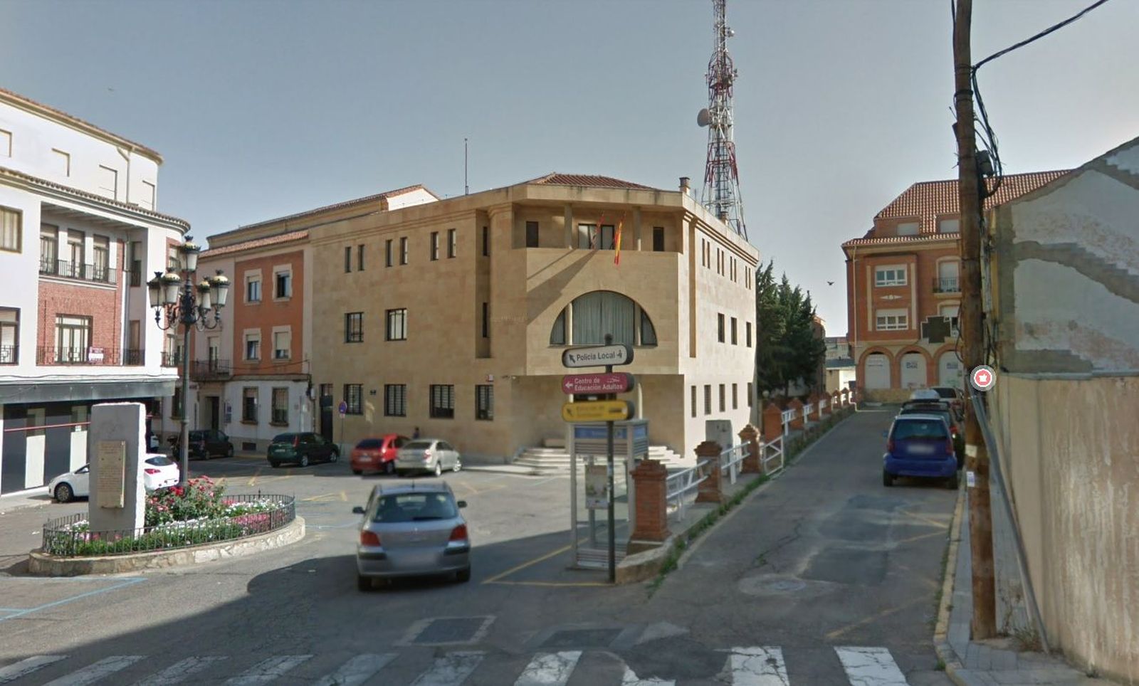 Plaza de San Francisco, juzgados Benavente