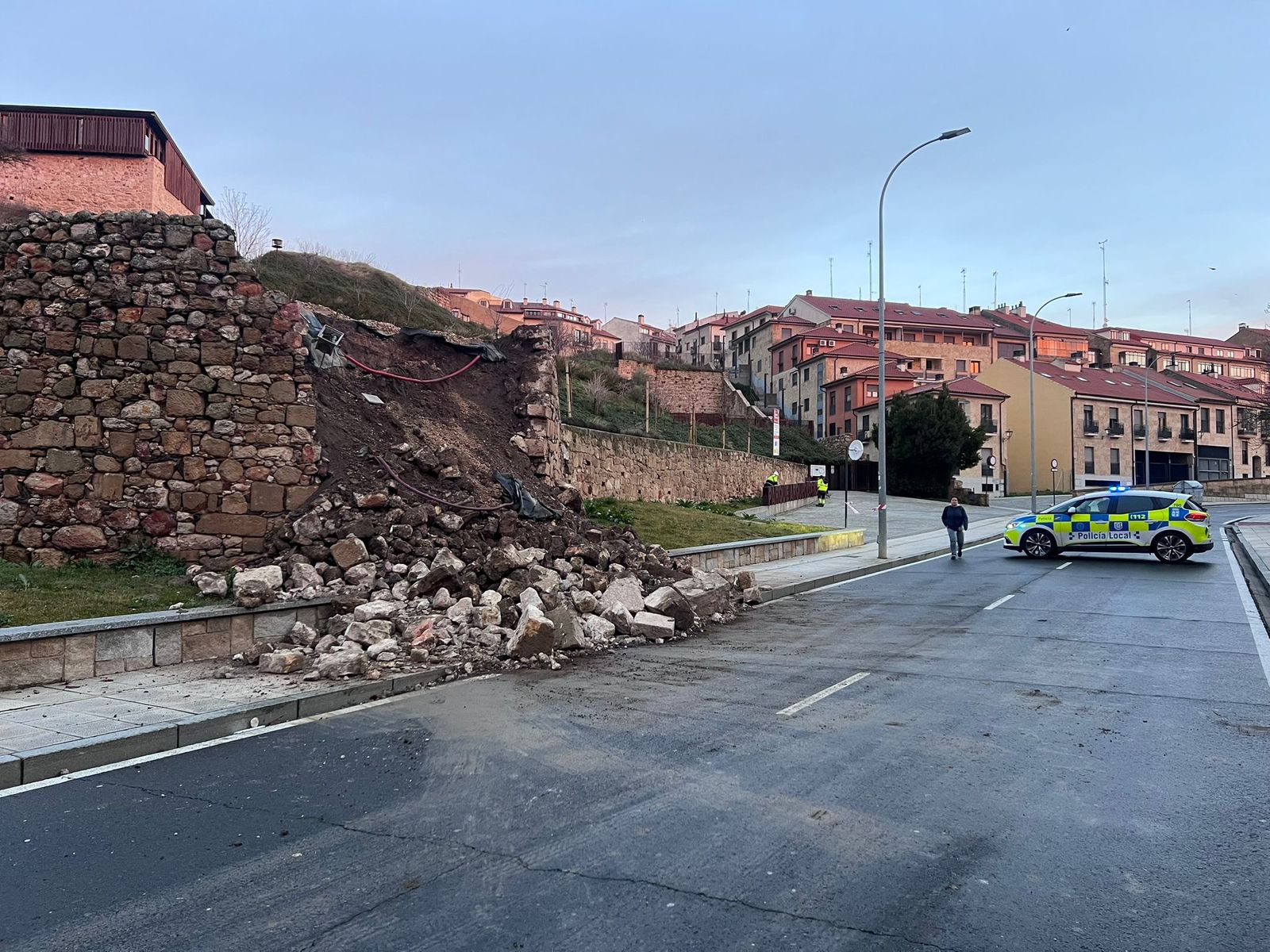 Caída de parte de la muralla en la Vaguada de la Palma