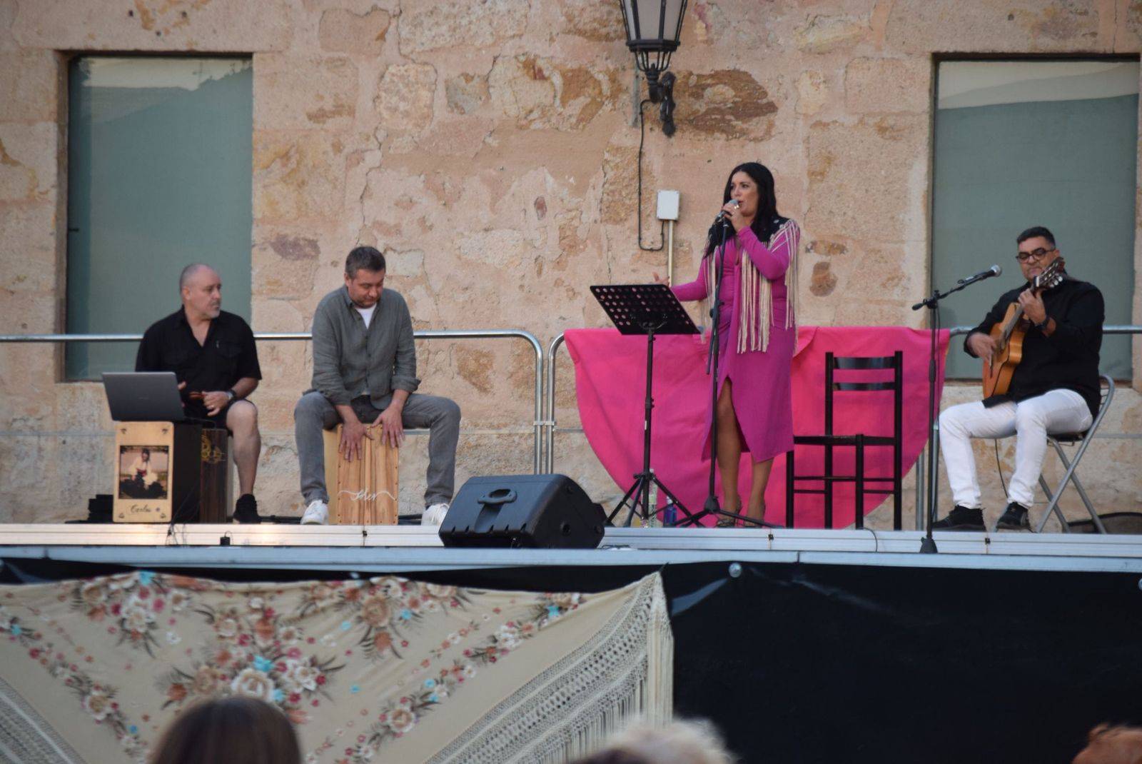 Arte rociero a los pies de la Catedral