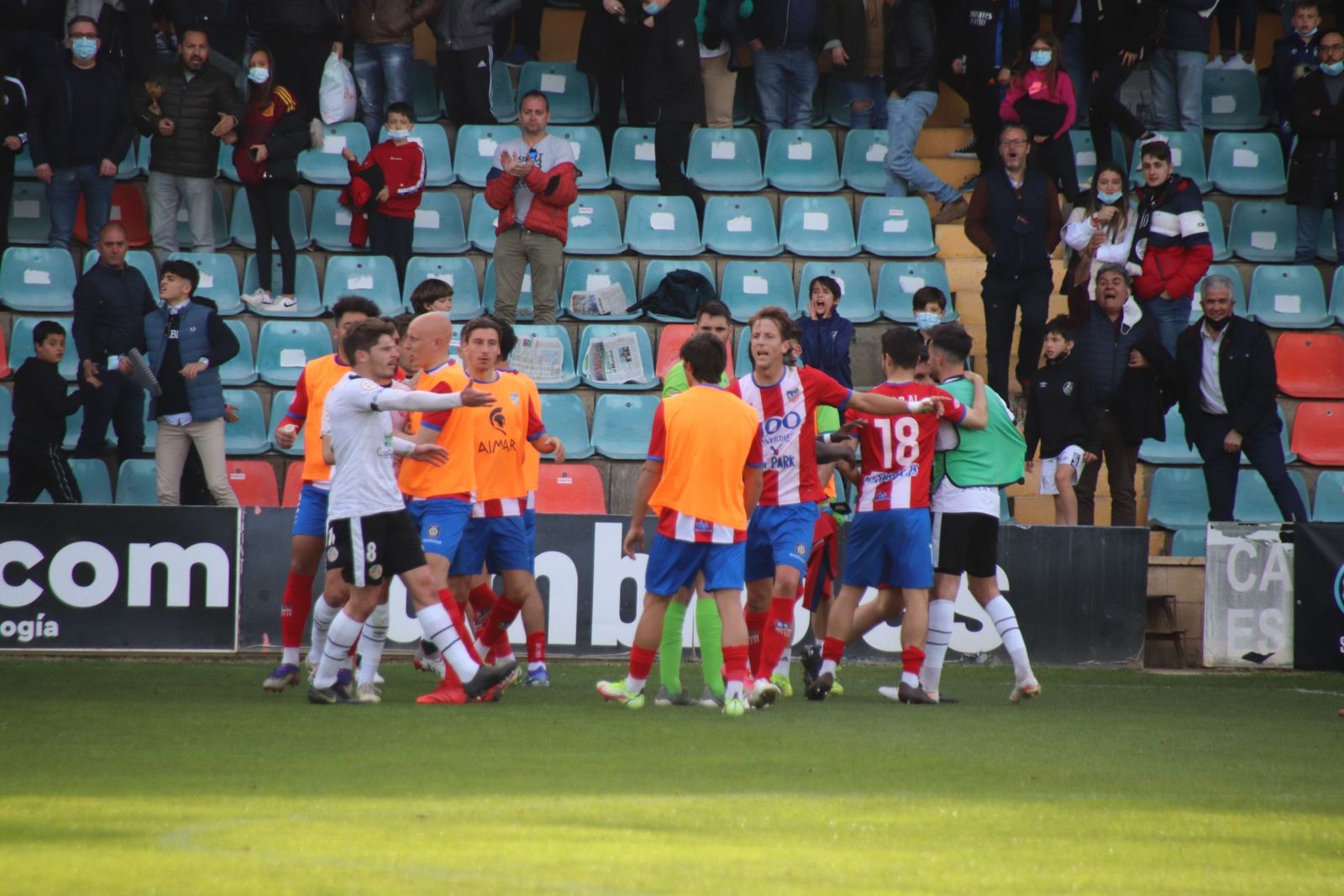 20220327175636-img-8202