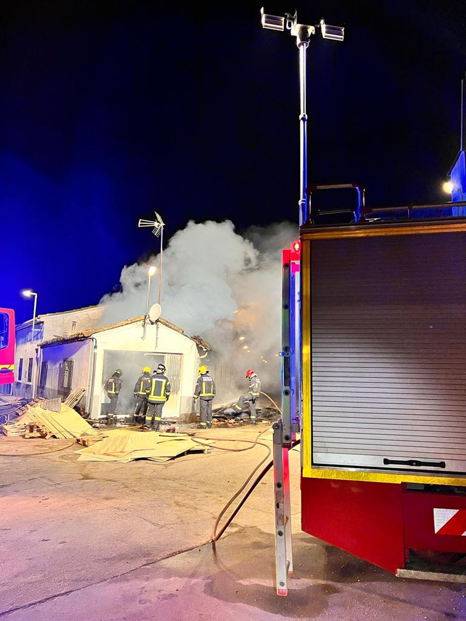 whatsapp-image-2021-12-23-at-08-16-37