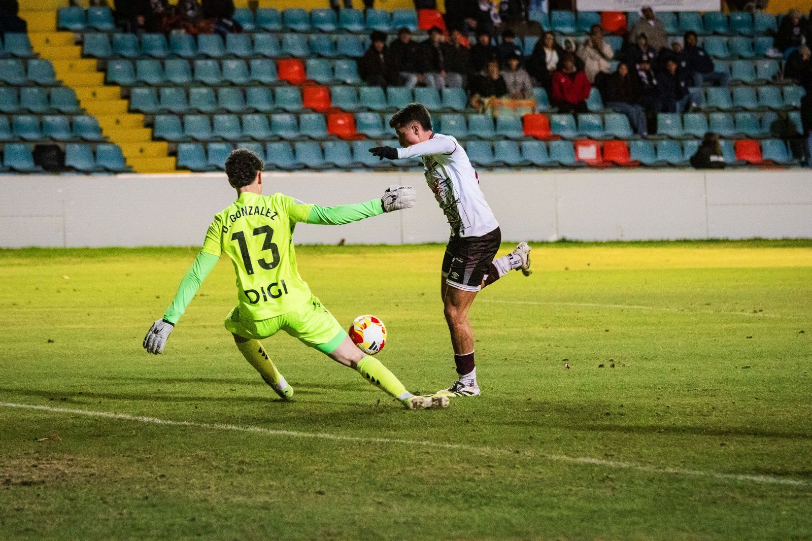 Salamanca CF UDS – Burgos Promesas. Estadio Helmántico