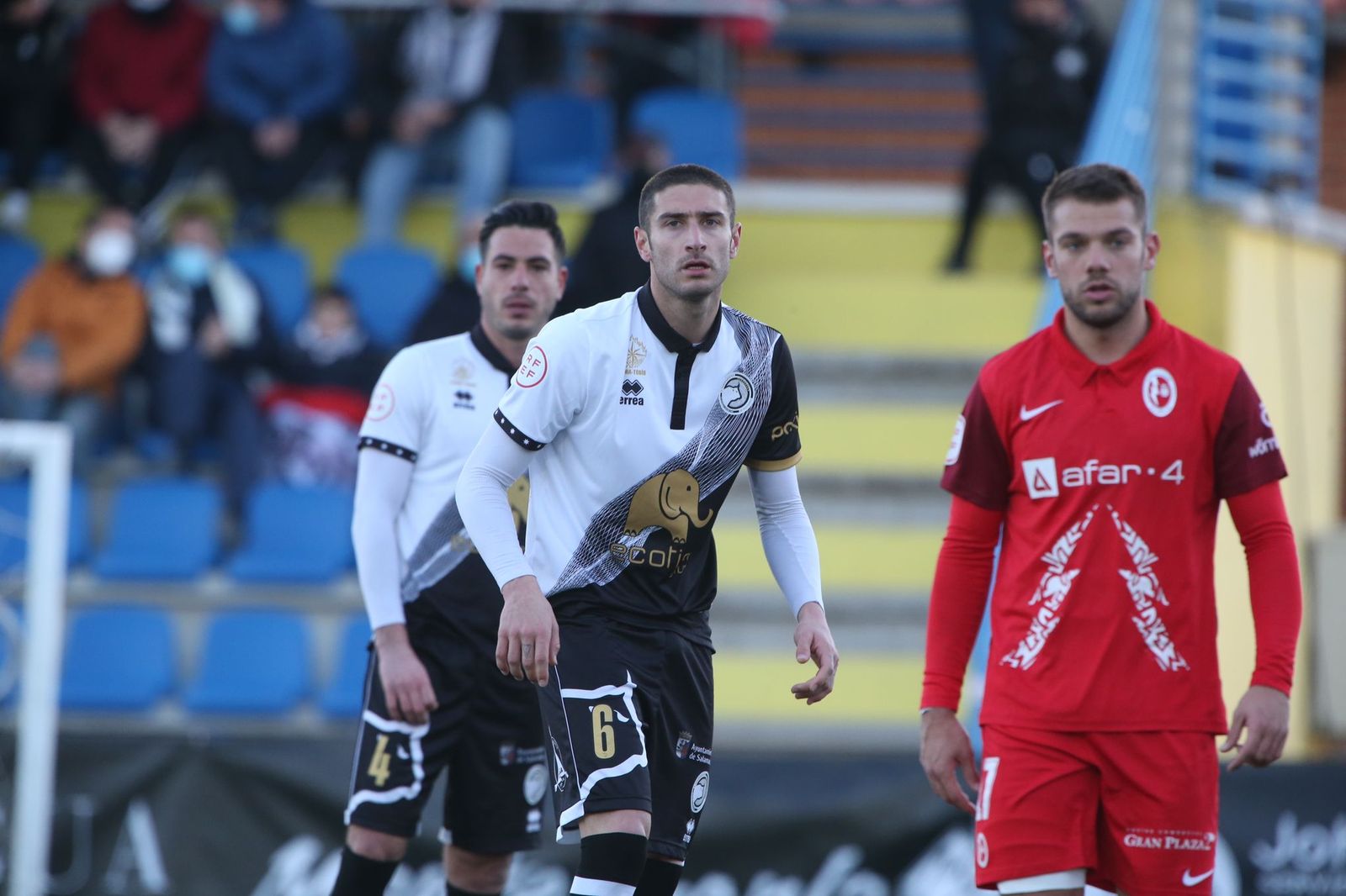 Piña, en el choque ante el Rayo Majadahonda | FOTO SALAMANCA24HORAS.COM