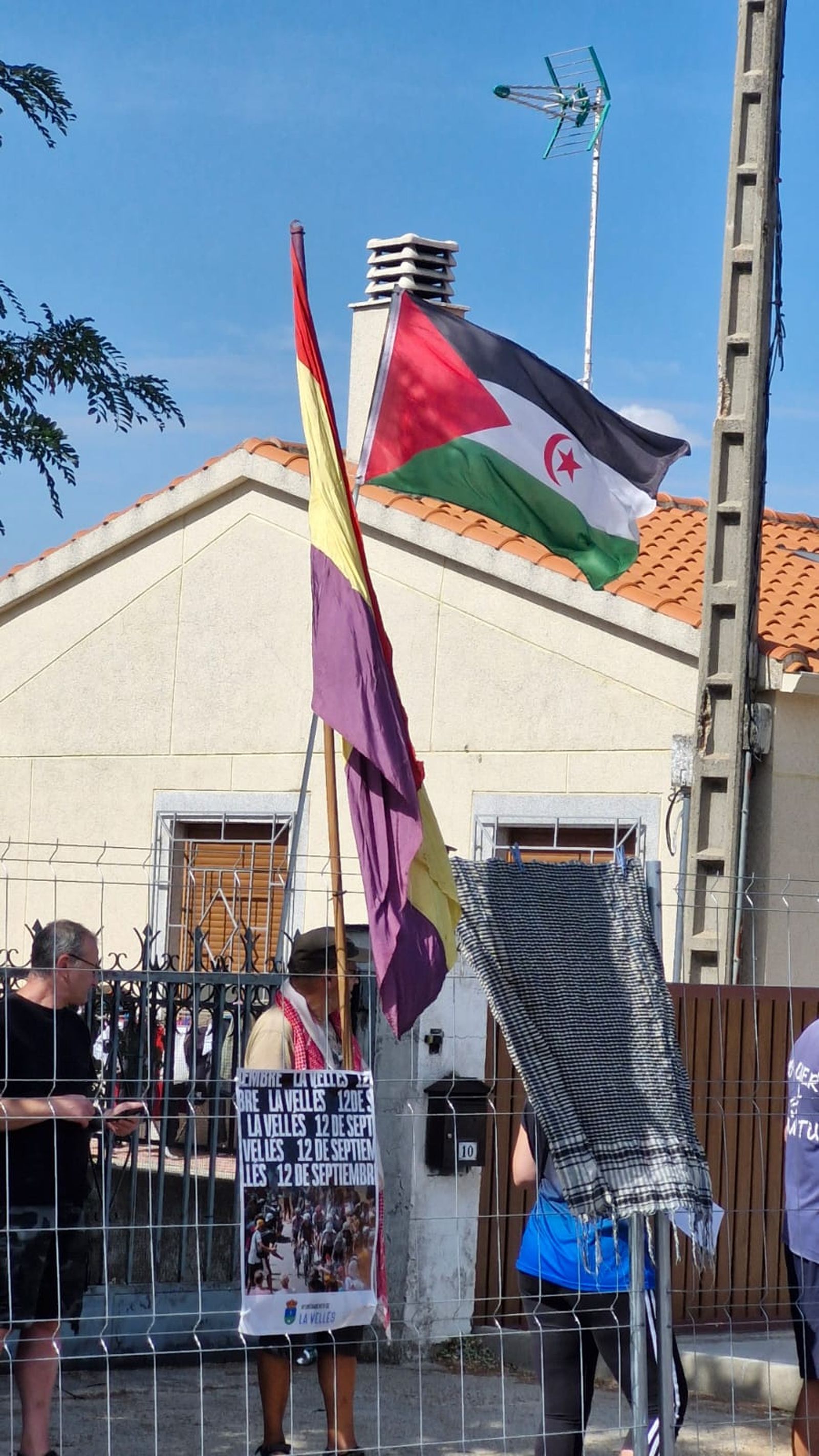 Protestas por Palestina al paso de la Vuelta Ciclista a España por Salamanca