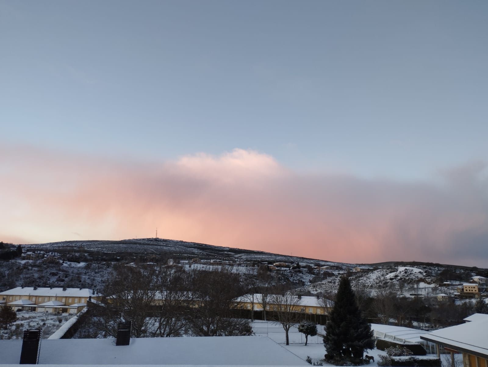 la-nieve-cubre-puebla-de-sanabria-3