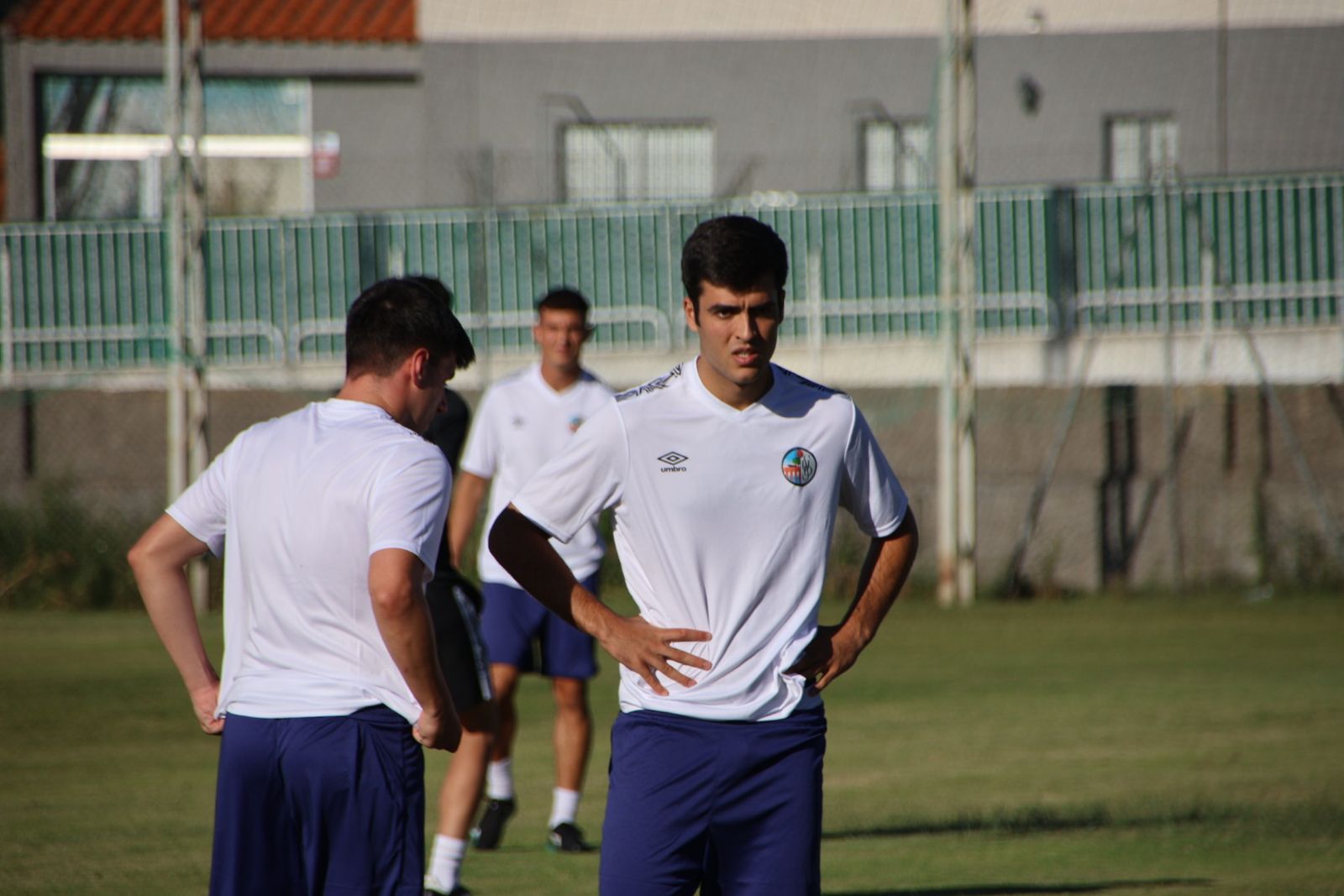 Álex Alba, en un entrenamiento del Salamanca CF UDS
