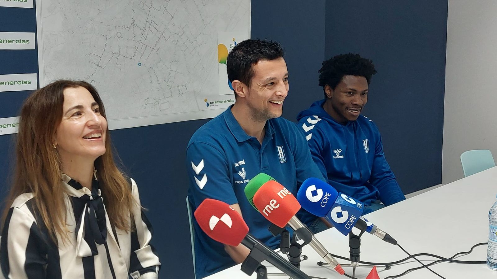 Saulo Hernández, en rueda de prensa