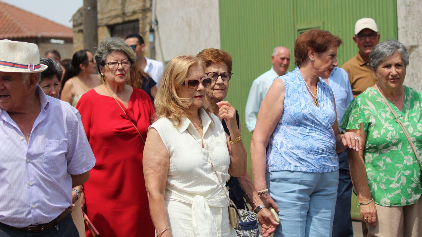 Los vecinos de Rollán arropan a su patrón San Lorenzo