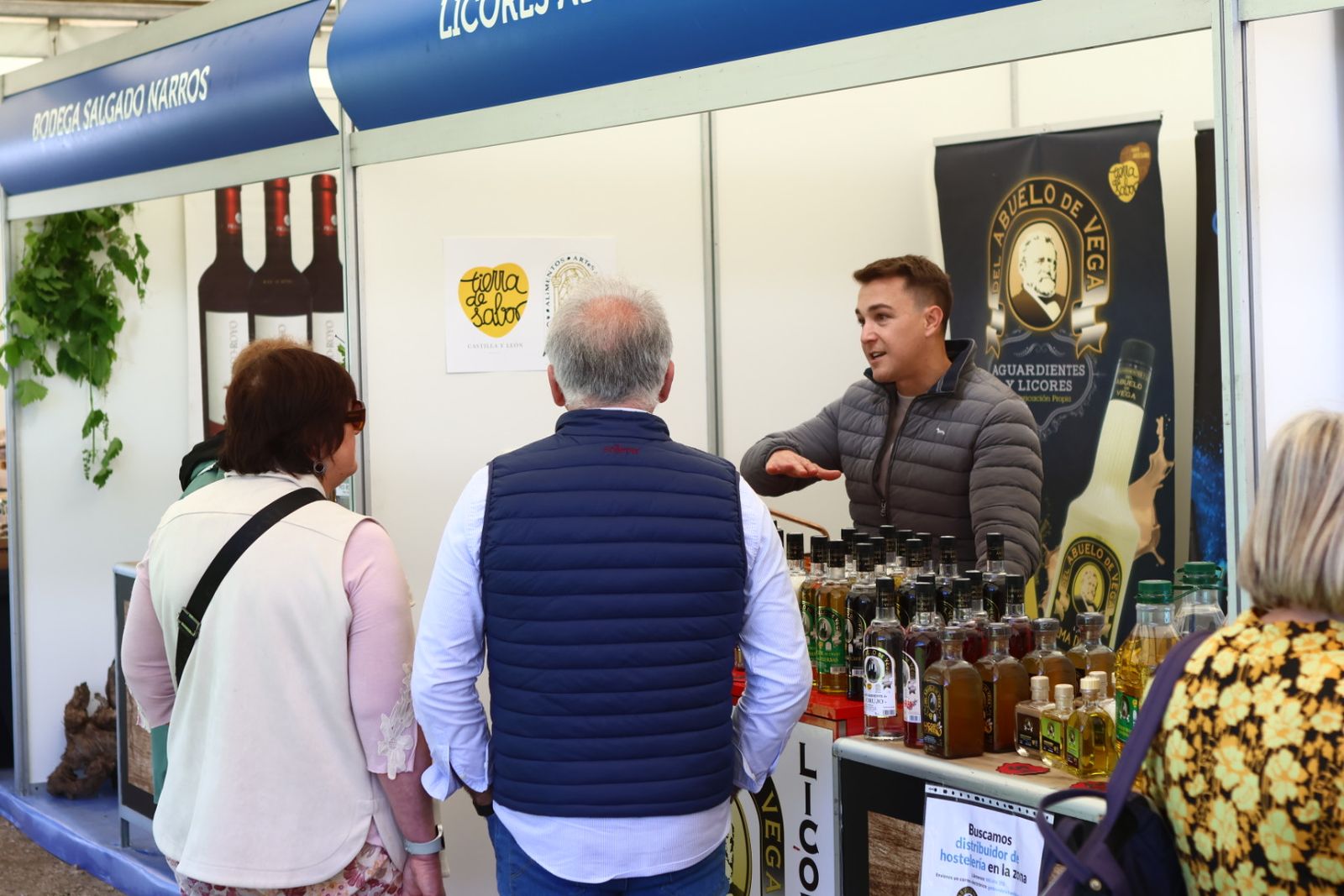 Ledesma ensalza la tradición salmantina con su Feria Alimentaria y Muestra Artesana