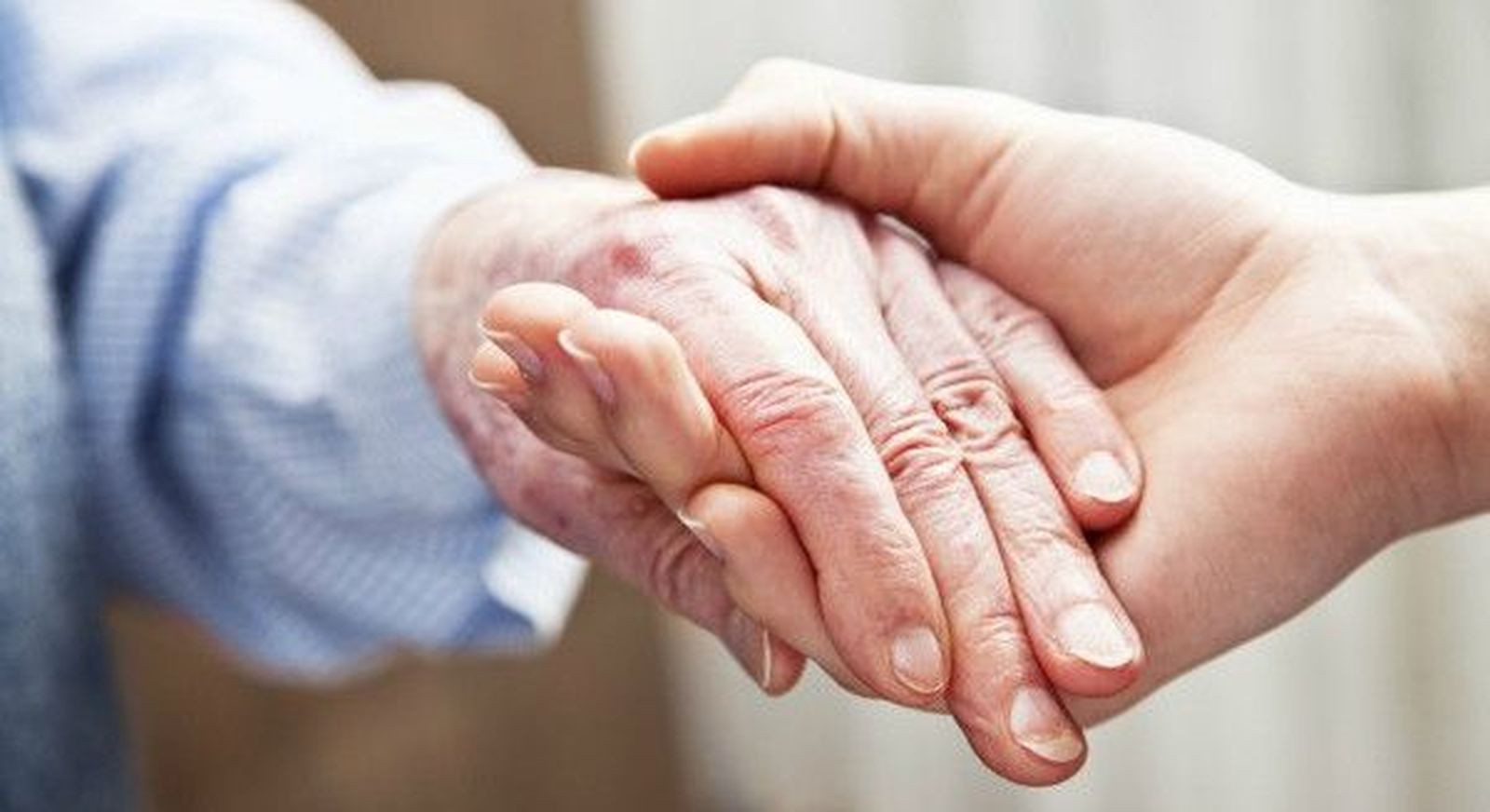 Mano de anciano