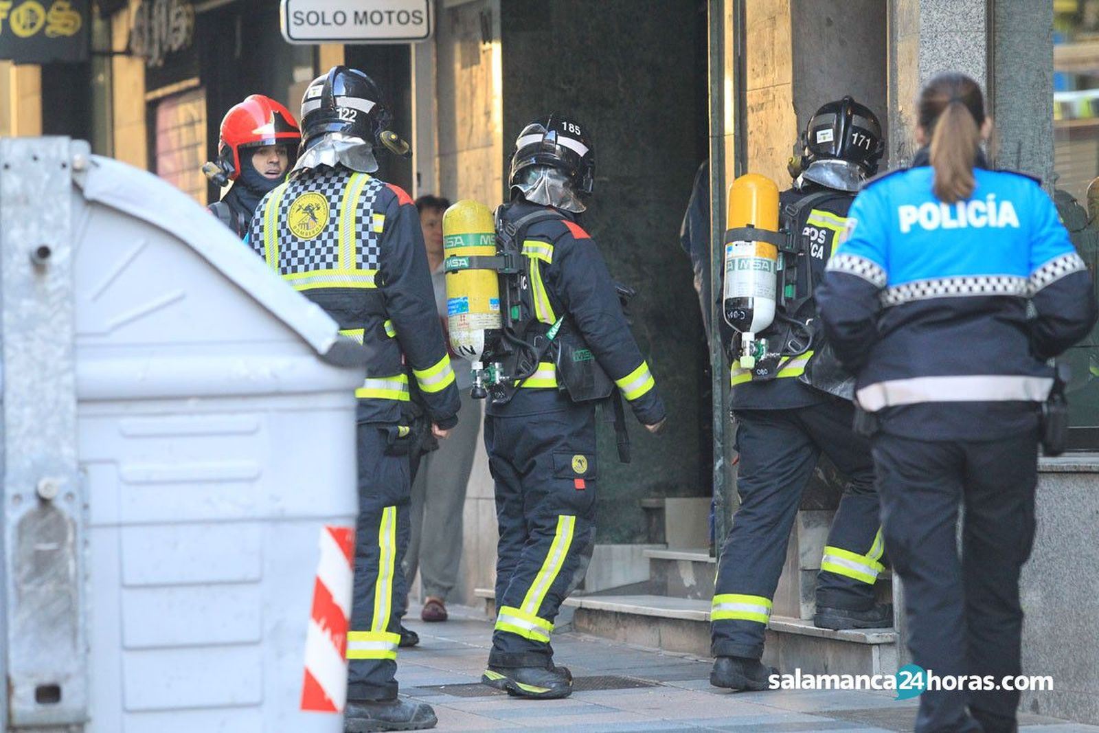 Bomberos calle Rodríguez Fabrés (4)
