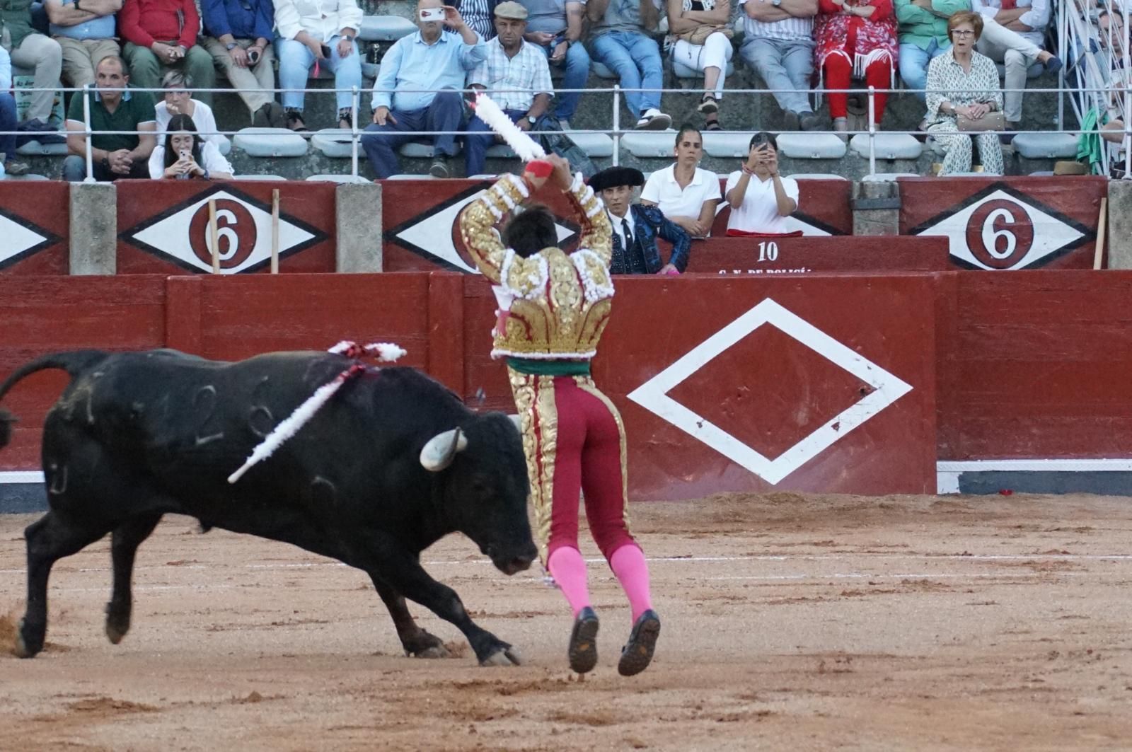 Presencia salmantina por partida doble en la primera corrida de la feria: Damián Castaño e Ismael Martín junto al mexicano Diego San Román