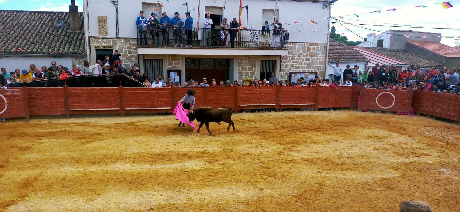 photo-2023-05-14-18-10-51-2