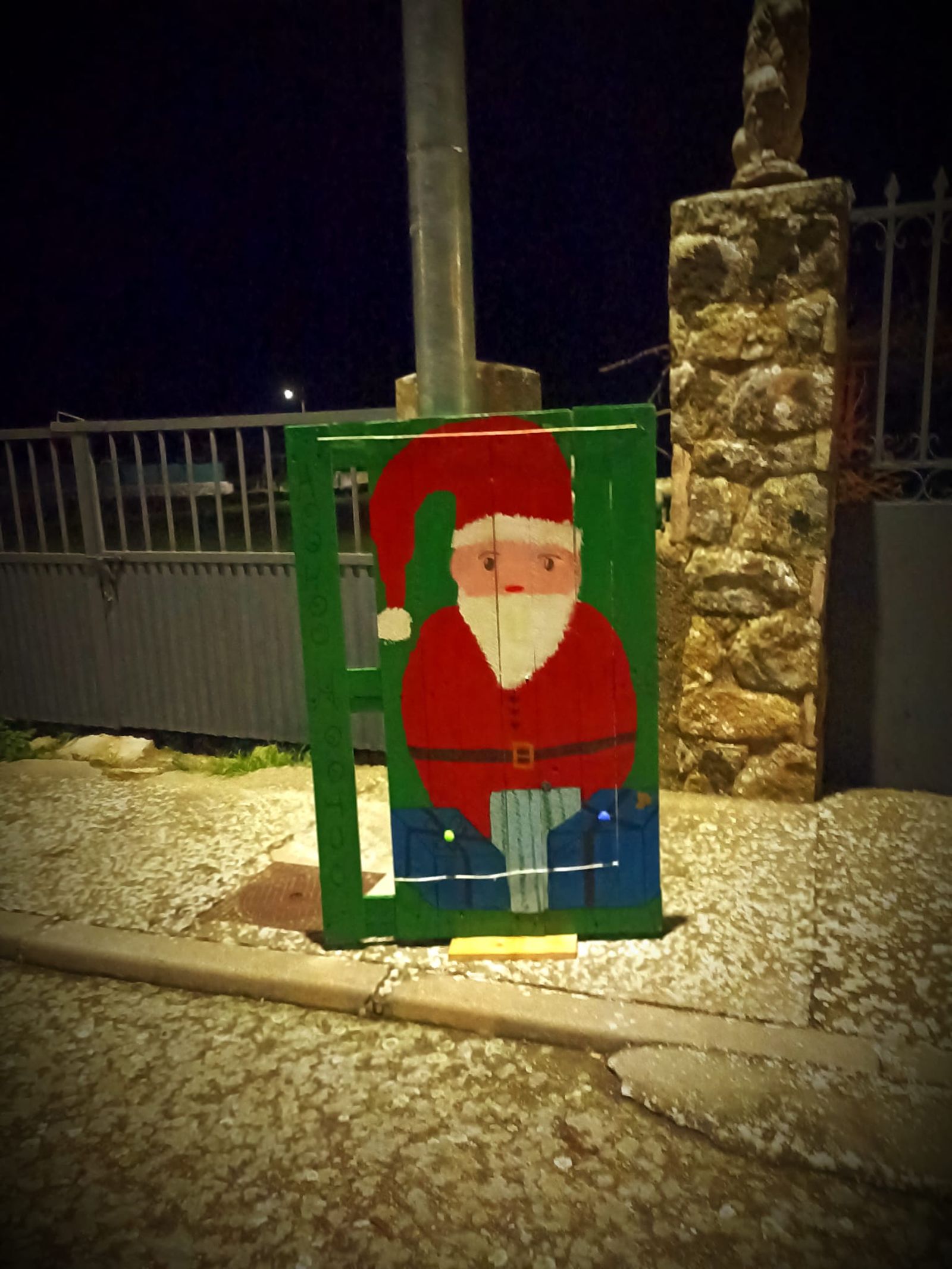 los-vecinos-decoran-roelos-de-sayago-por-navidad-10