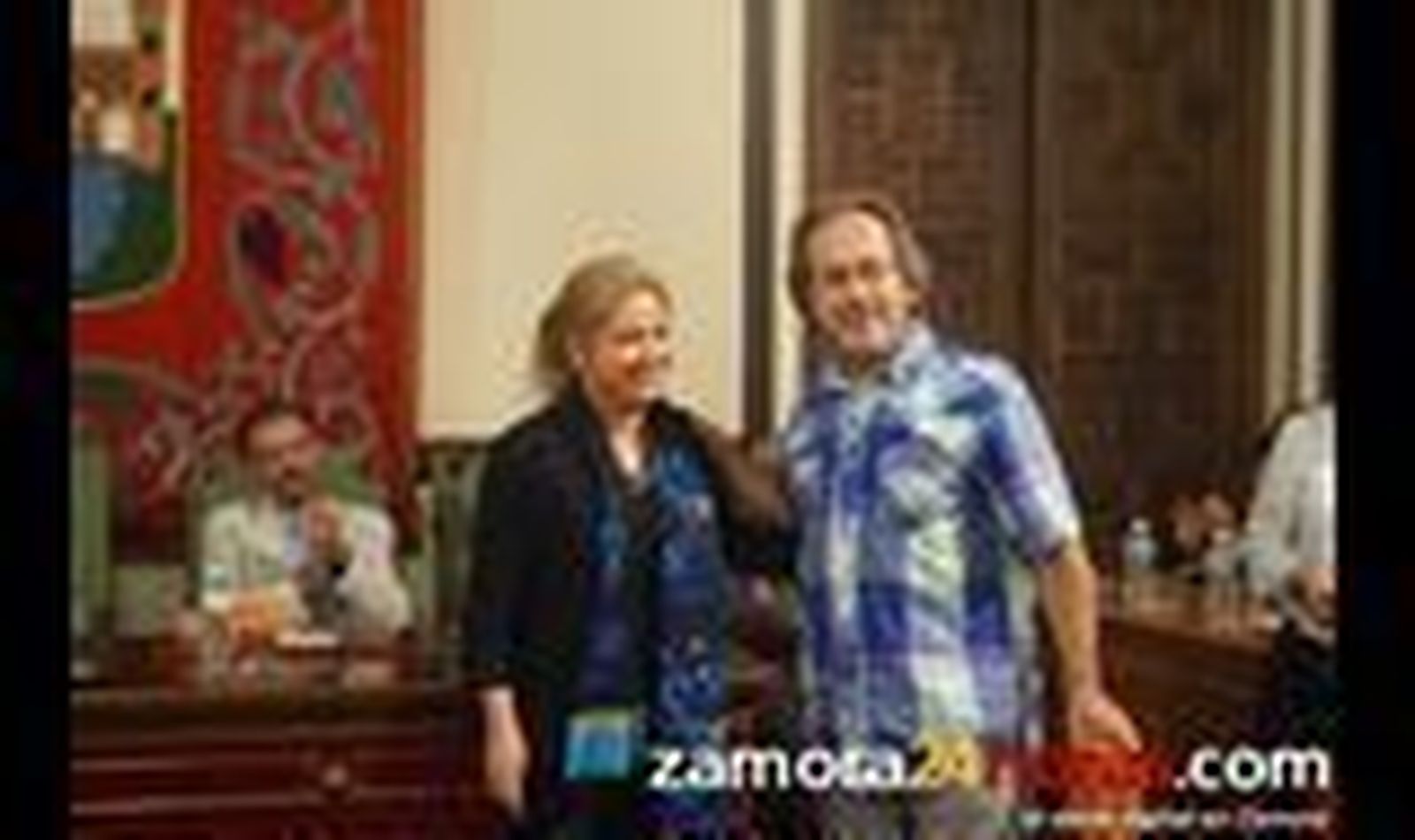 Pleno de aplausos para Valdeón en su despedida